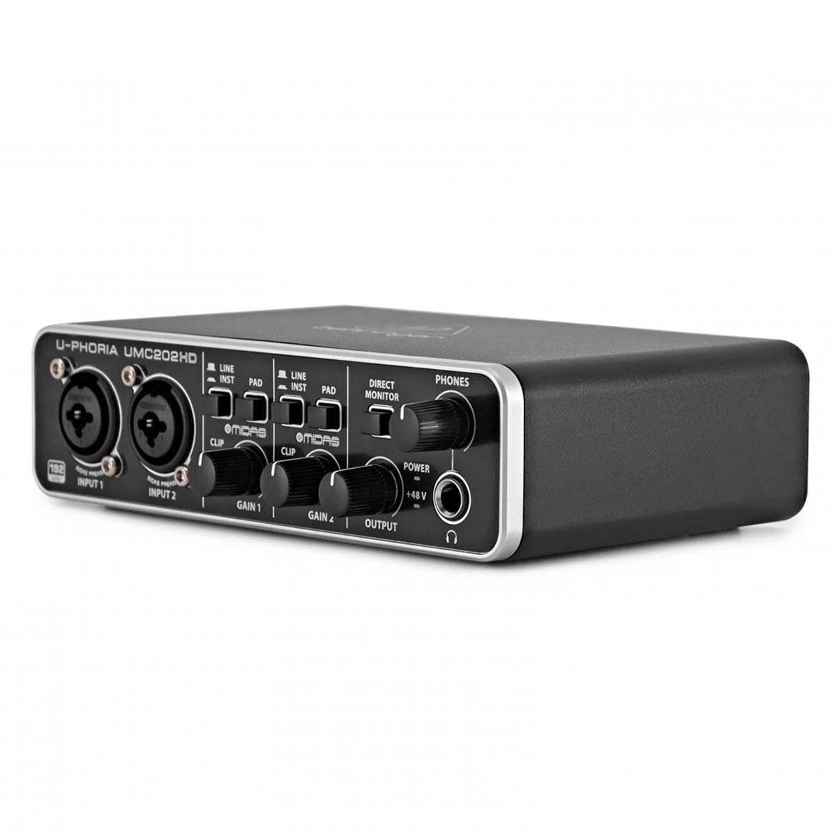 U-PHORIA UMC202HD  
LINE INSTR PAD  
LINE INSTR PAD  
DIRECT MONITOR  
PHONES  
192 INPUT 1  
INPUT 2  
CLIP  
CLIP  
POWER +48V  
GAIN 1  
GAIN 2  
OUTPUT
