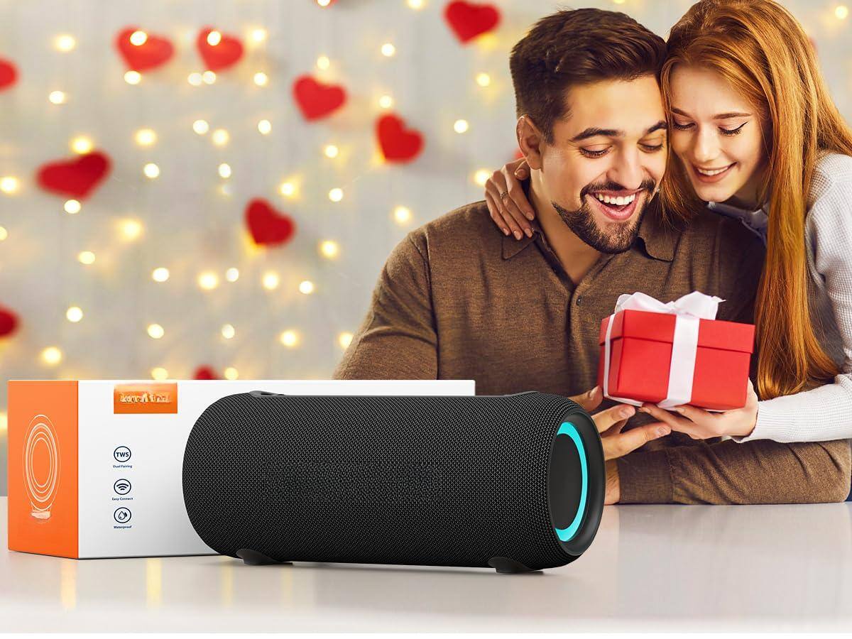 The text on the image reads:

"dc Ora TWS"