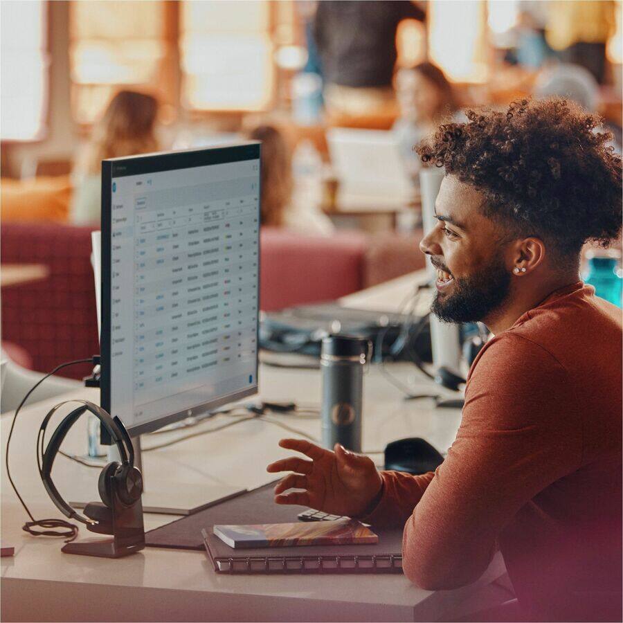 Alt View 1. HP - Poly Voyager Focus 2 Headset - Microsoft Teams Certification - Google Assistant, Siri - Stereo - USB Type C - Wired/Wire - Black.