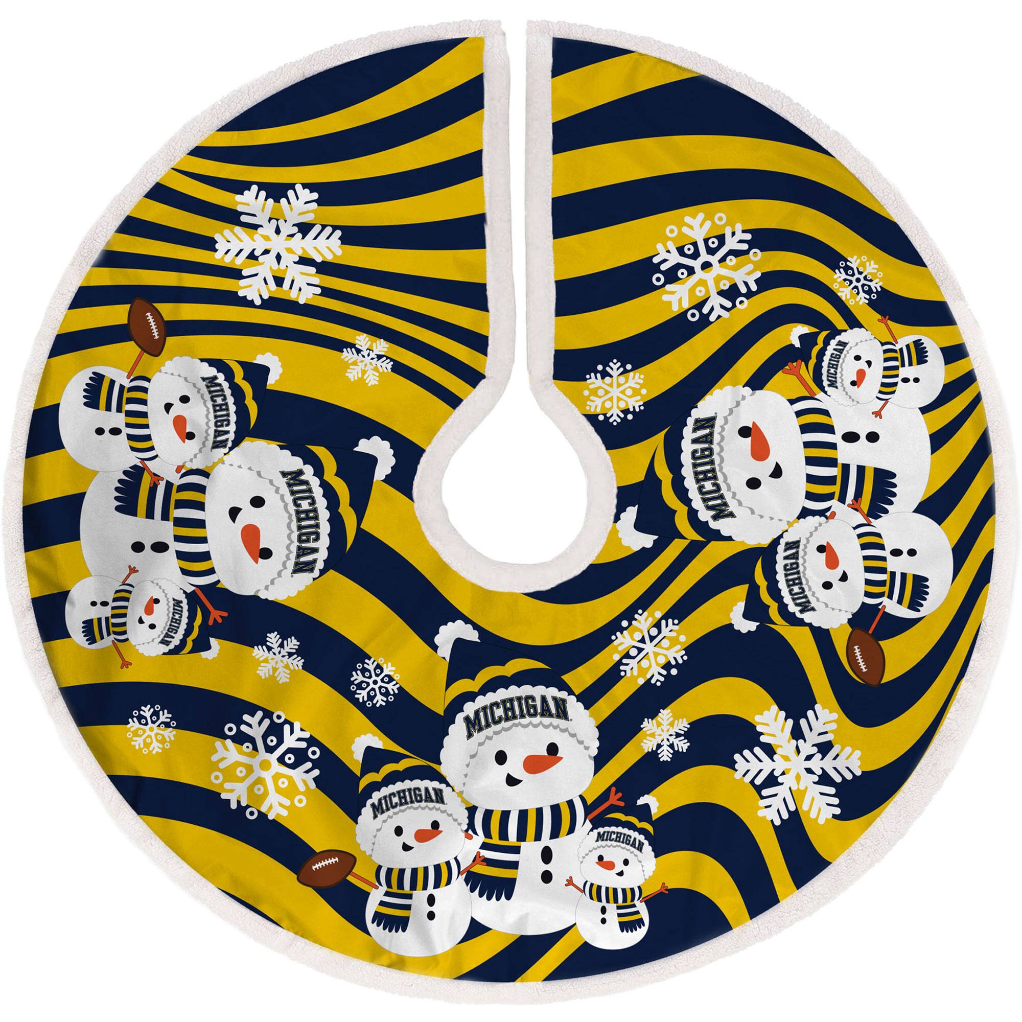 Pegasus - Michigan Wolverines Snowman Sherpa Christmas Tree Skirt - Multicolor