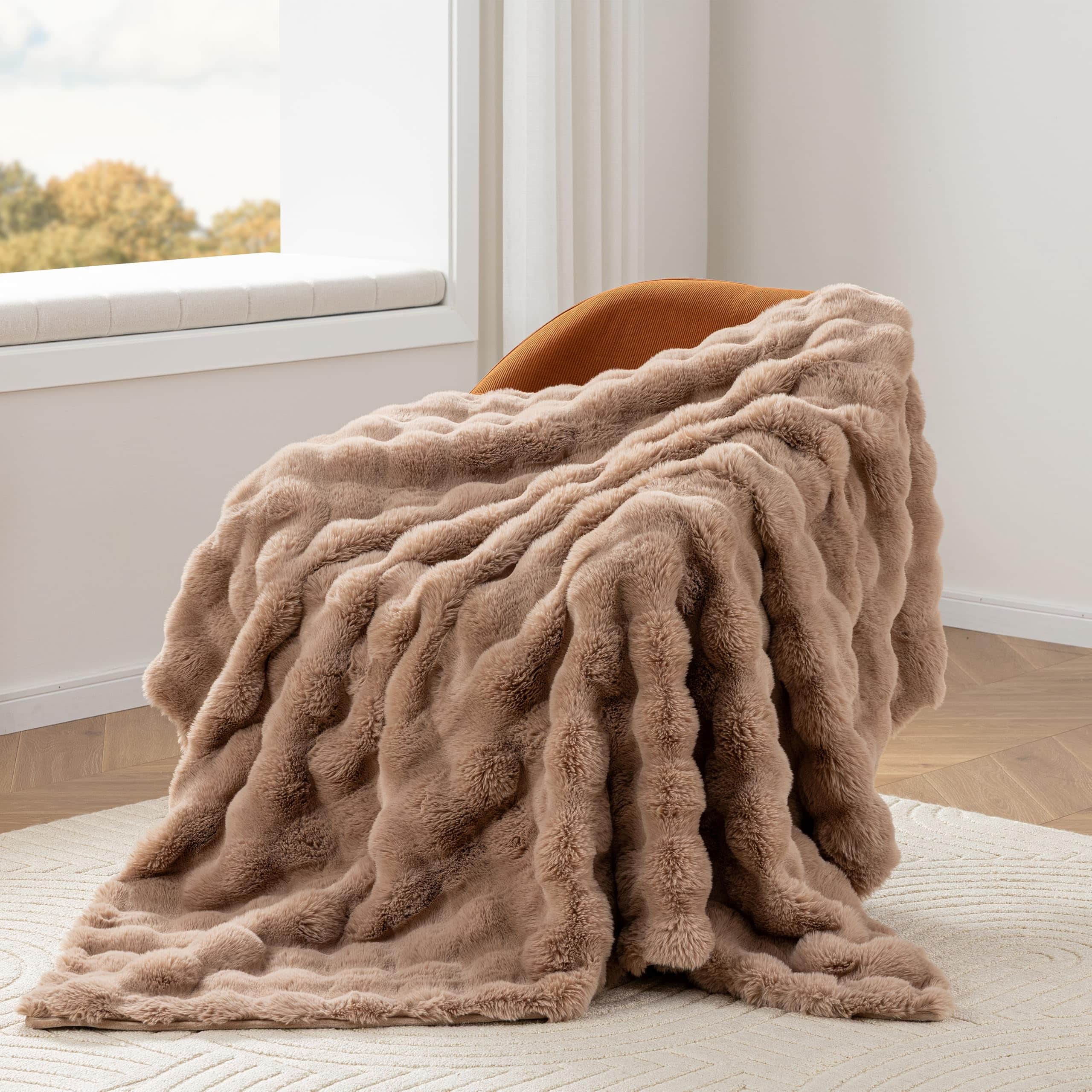 ThinkLink Electronic - Berkshire Faux Velisse Reversible Throw Ultra Soft Plush Blanket For Couch And Bed Luxury Fluffy Sofa - Cowboy Buffalo Throw (50 in x 60 in)