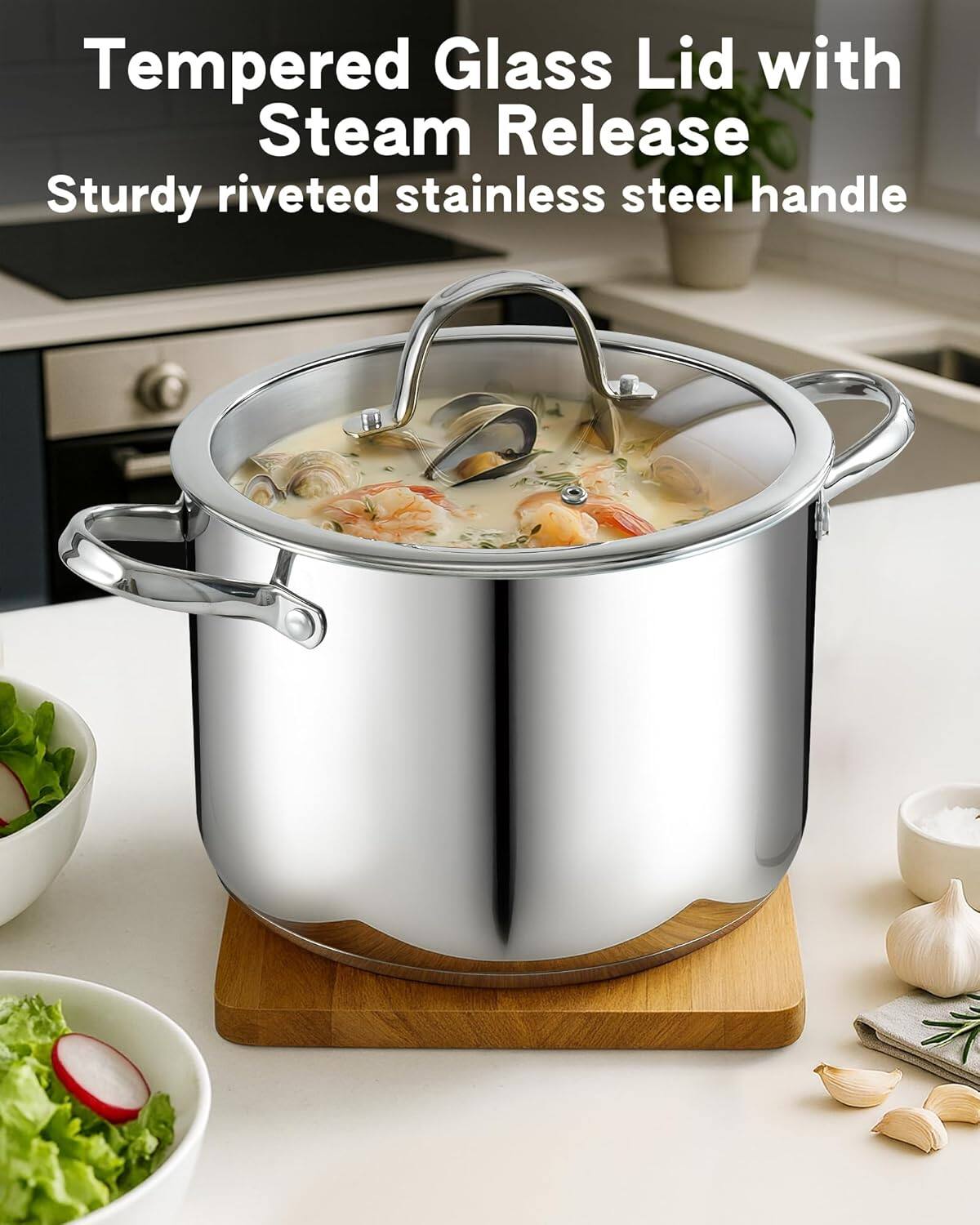 Tempered Glass Lid with Steam Release  
Sturdy riveted stainless steel handle