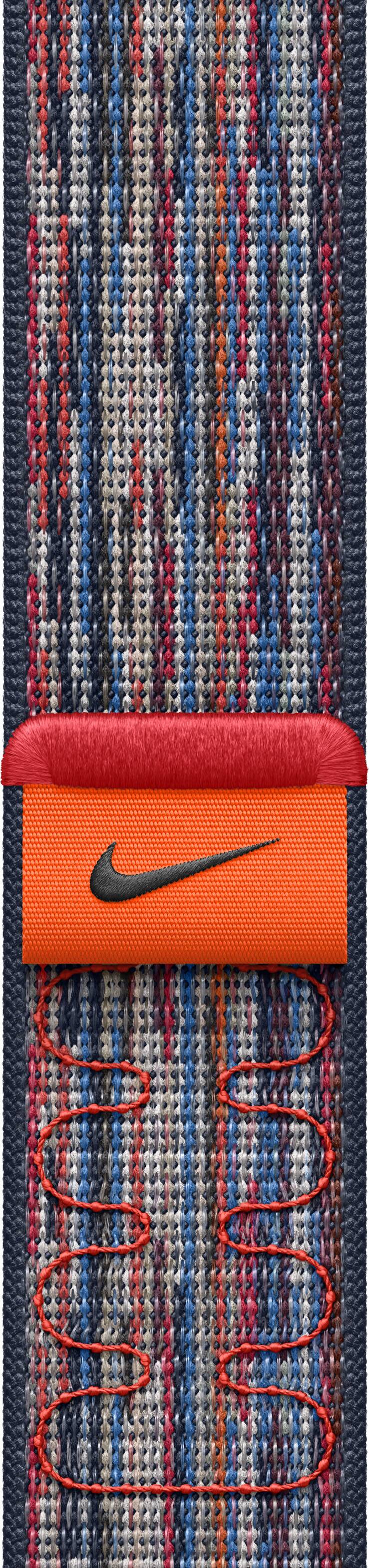 Angle. Apple - 46mm Nike Sport Loop - Blue/Red.