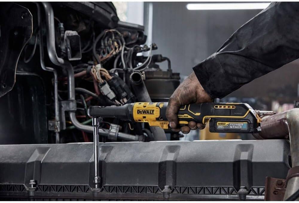 DEWALT ISHLESS n WAST DEWALT POWER 20V 9 STACK