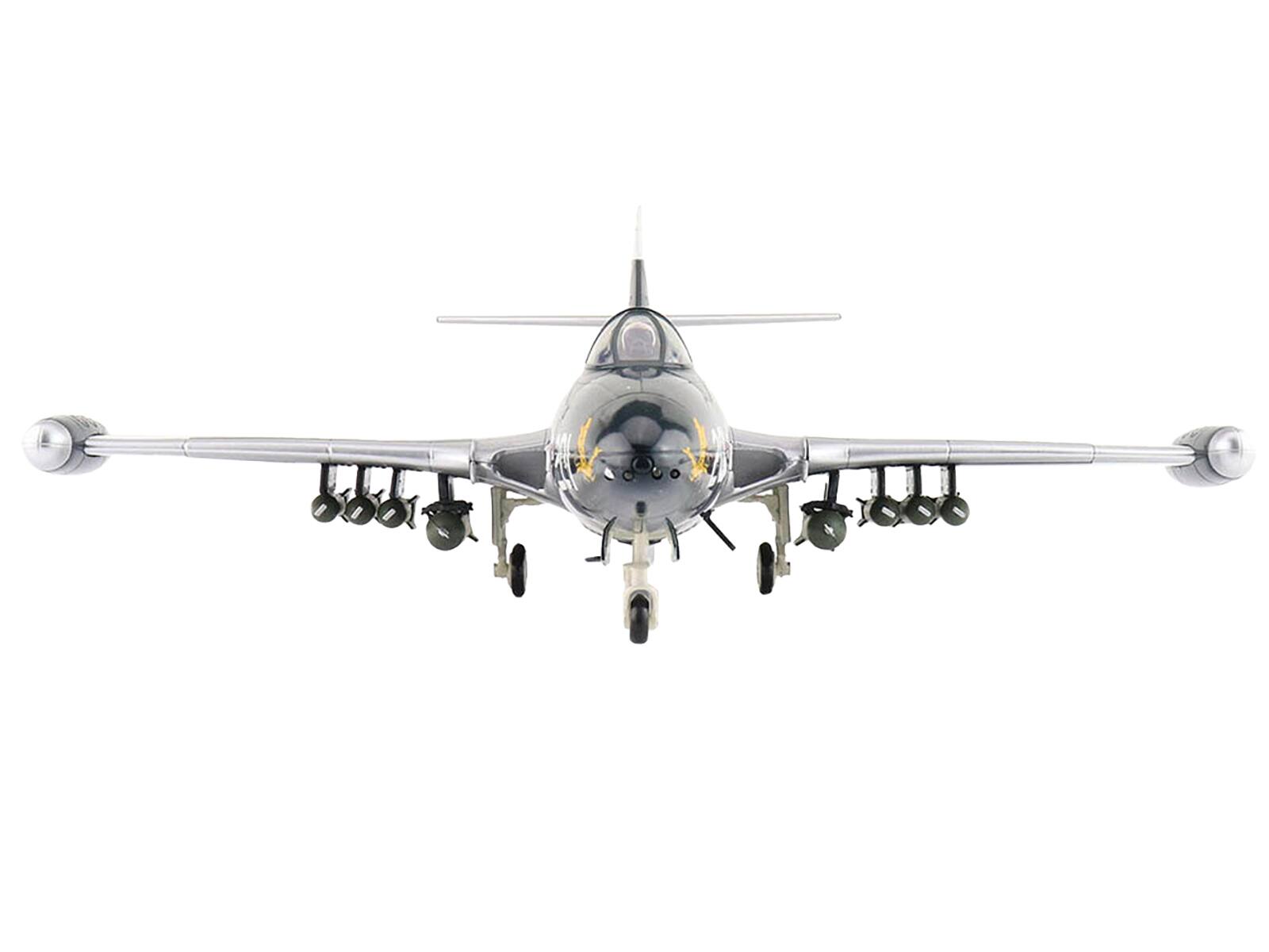 Back. Hobby Master - Grumman F9F-5 Panther Aircraft "VF-192 Golden Dragon USS Oriskany" United States Navy "Air Power Series" 1/48 - Black.