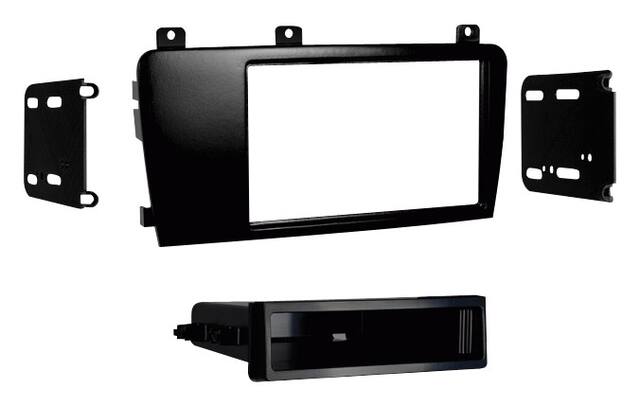 Front. Metra - Dash Kit for Select 2005-2009 Volvo S60 V70 DIN DDIN - Black.