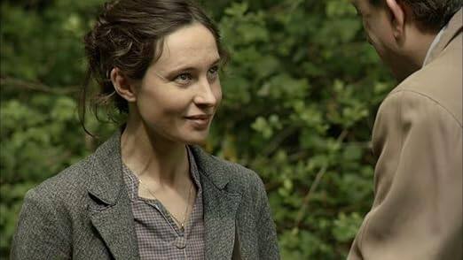 Angle. A French Village: The Complete Series   - DVD.