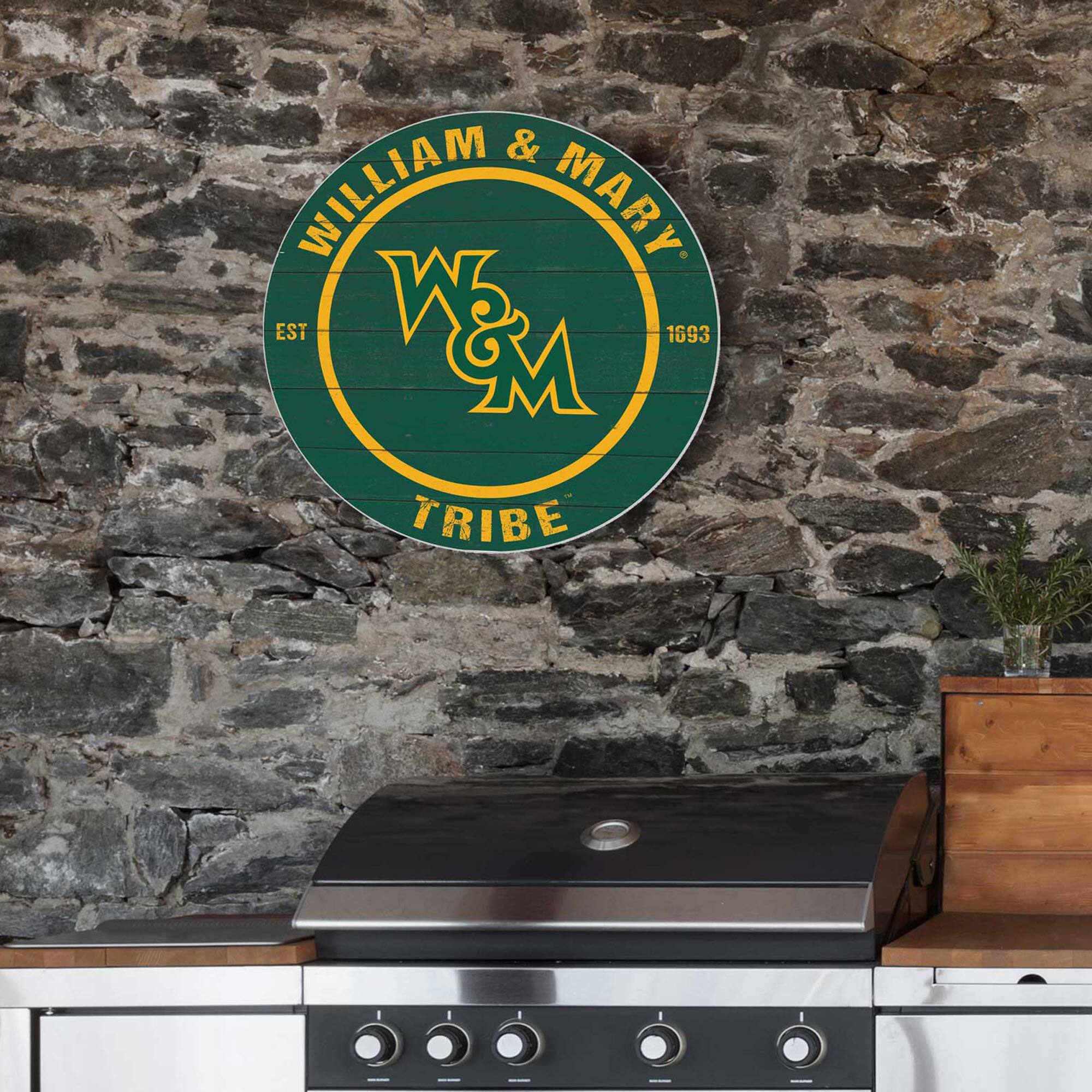 WILLIAM & MARY  
EST 1693  
TRIBE