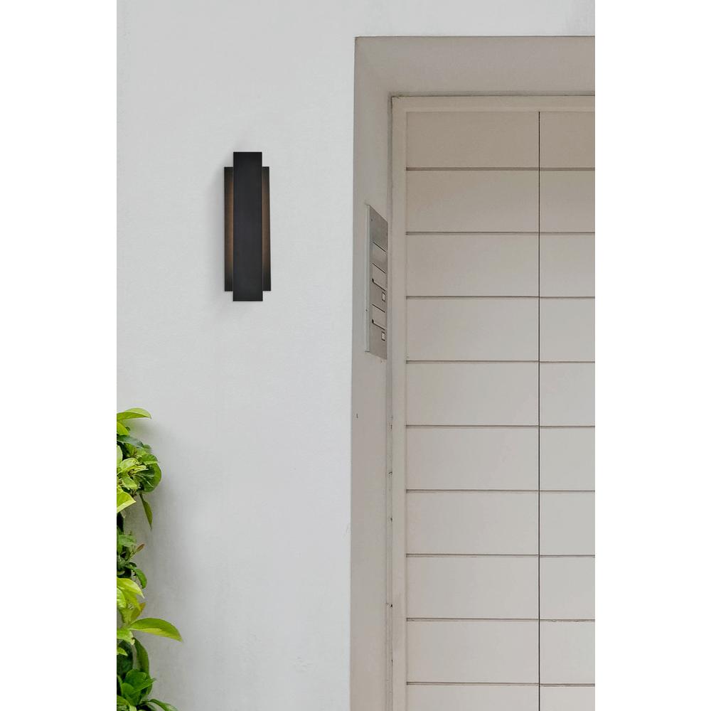 Back. Living District - Raine Integrated LED wall sconce in black - Black.