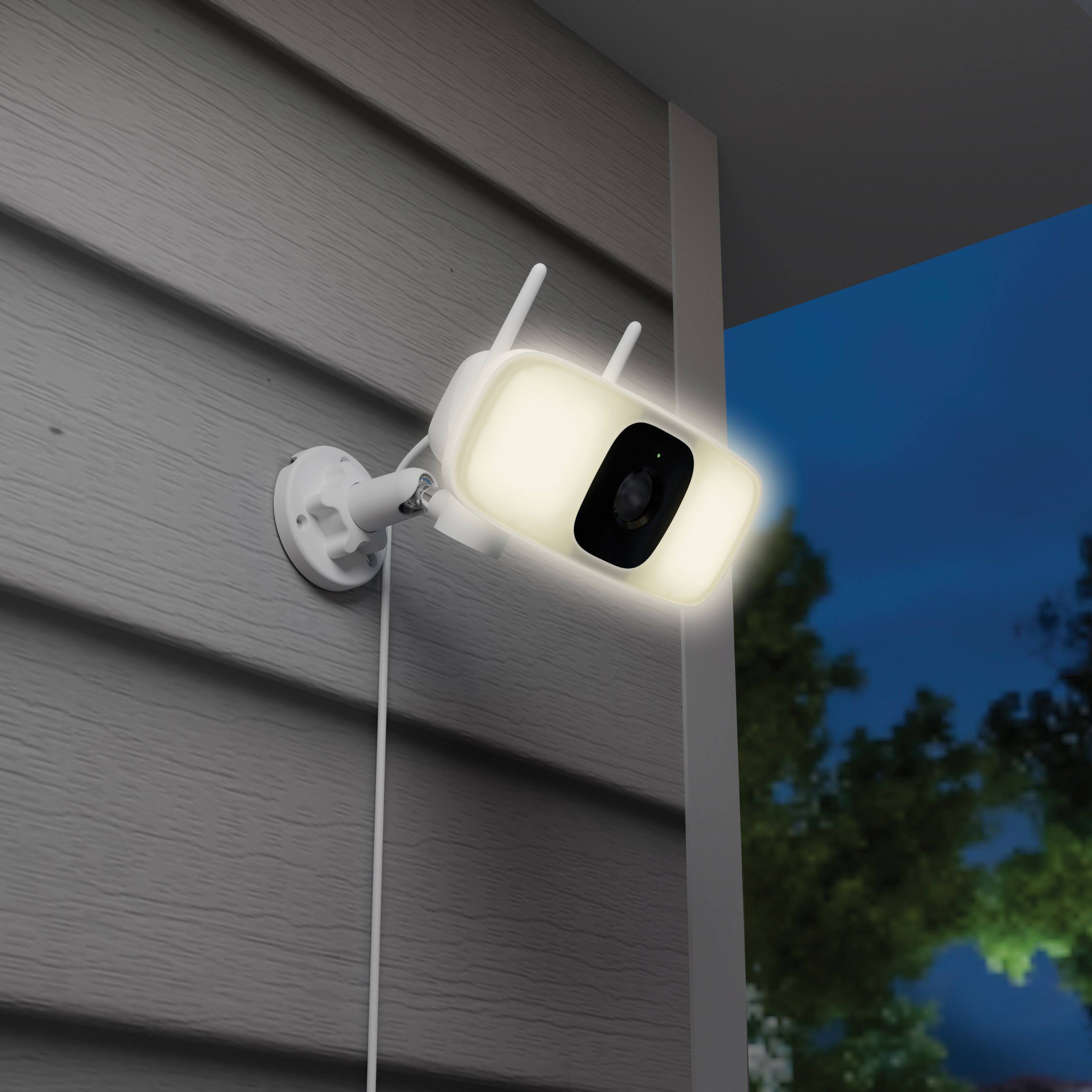 Alt View 1. Lorex - 2K Floodlight Wi-Fi Security Camera (with App Controlled Horizontal Pan) - White.
