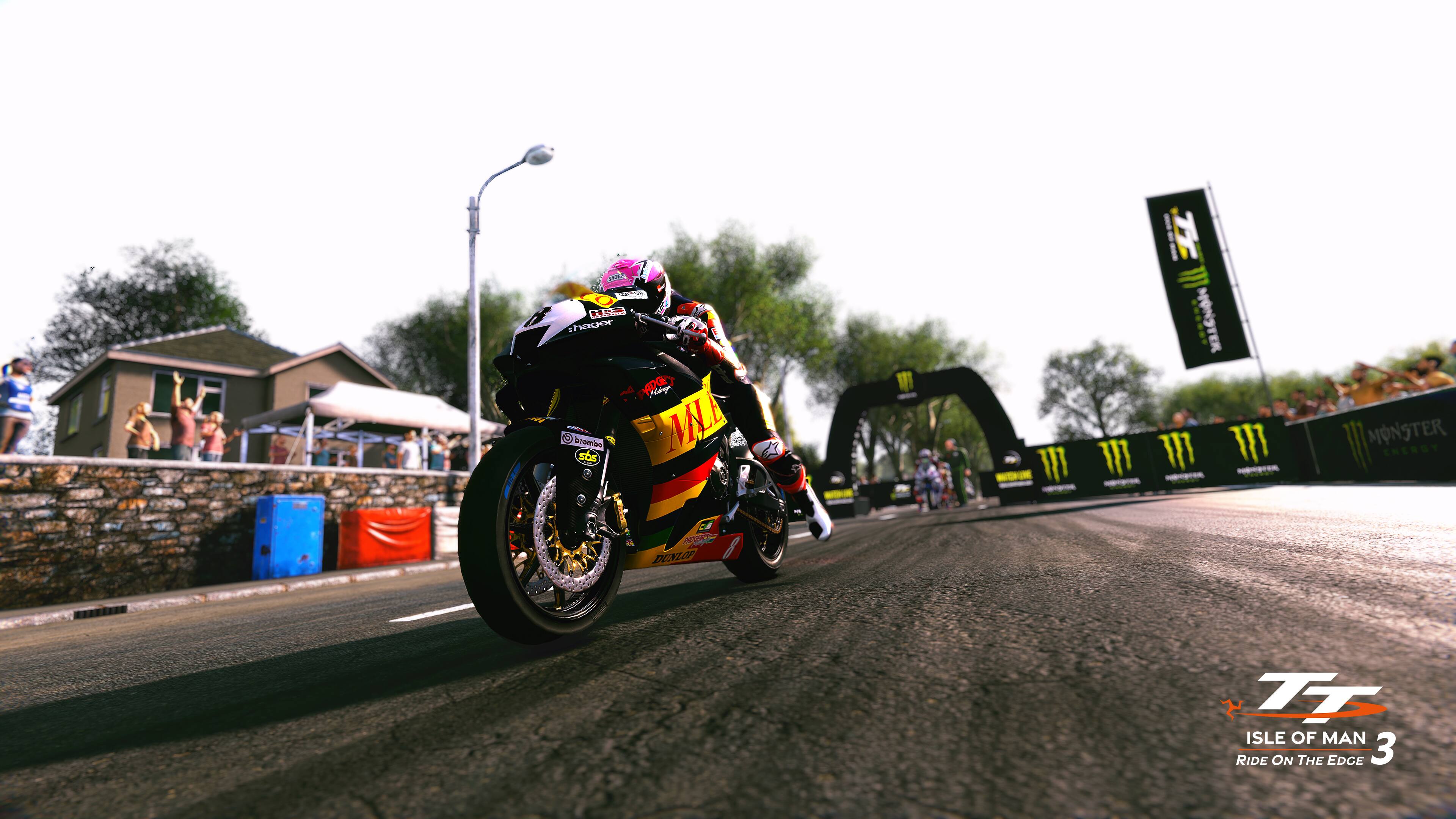 Back. Maximum Games - TT Isle of Man: Ride on the Edge 3.