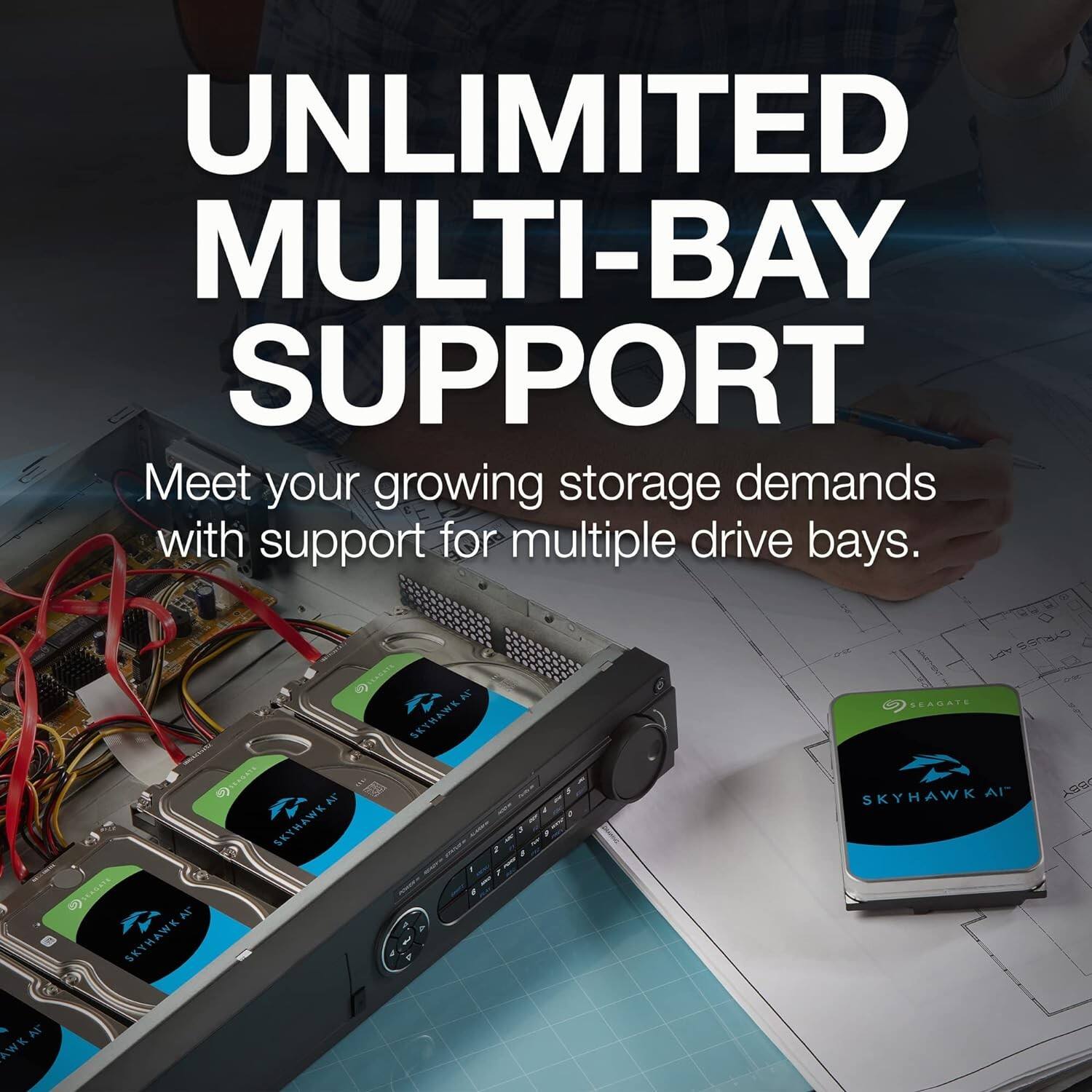 UNLIMITED MULTI-BAY SUPPORT  
Meet your growing storage demands with support for multiple drive bays.