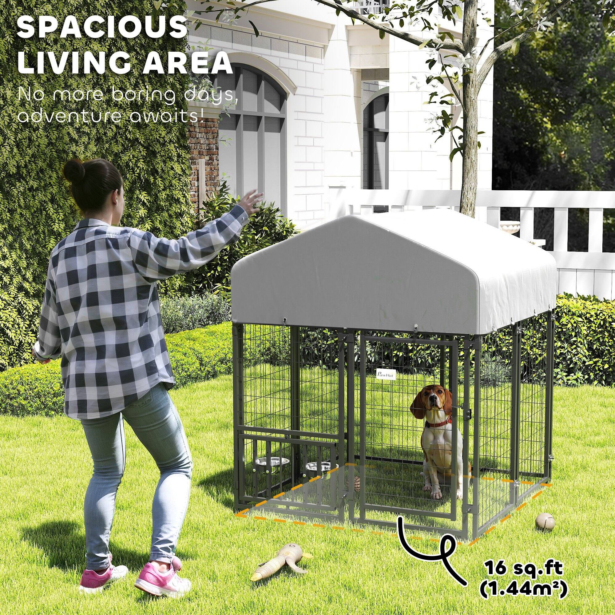 SPACIOUS LIVING AREA  
No more boring days, adventure awaits!  

16 sq.ft (1.44m²)