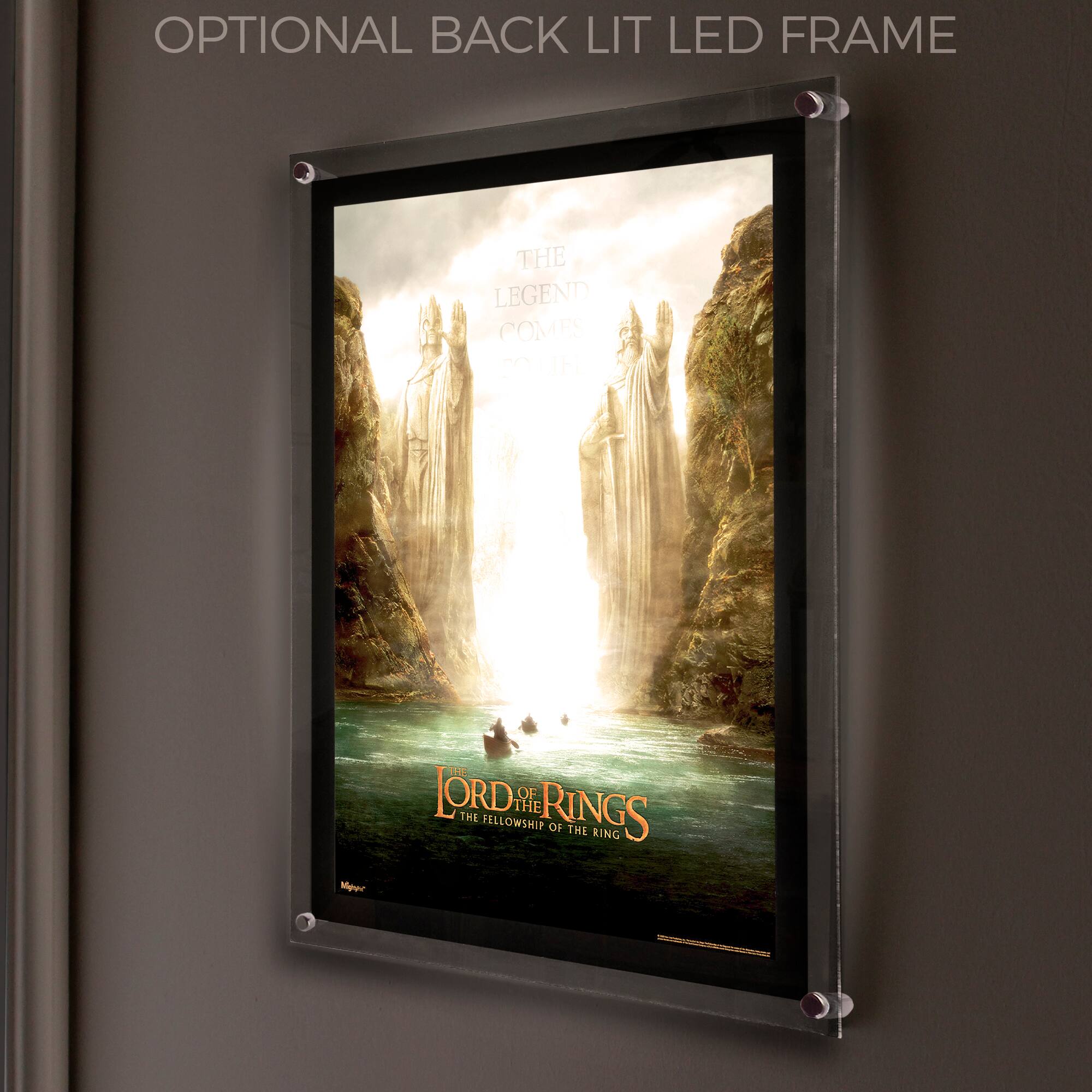 OPTIONAL BACK LIT LED FRAME  
THE LEGEND COMES 20 SE MGN  
LORD OF THE RINGS  
THE FELLOWSHIP OF THE RING
