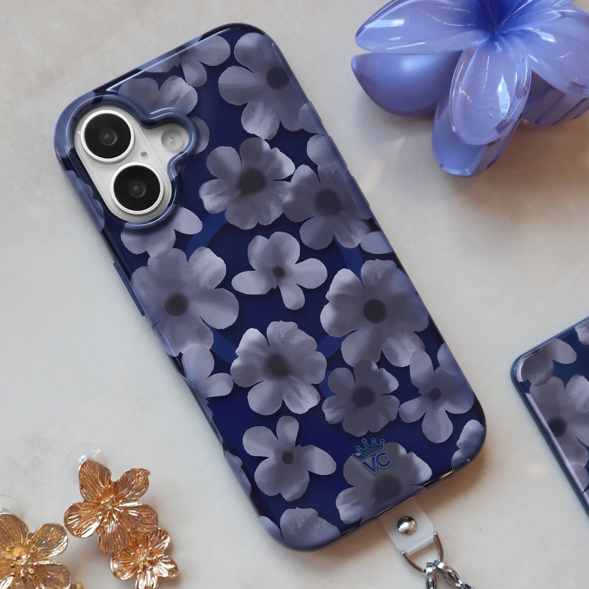 Alt View 5. VELVET CAVIAR - Magsafe Case for Apple iPhone 17 - Midnight Blossom.