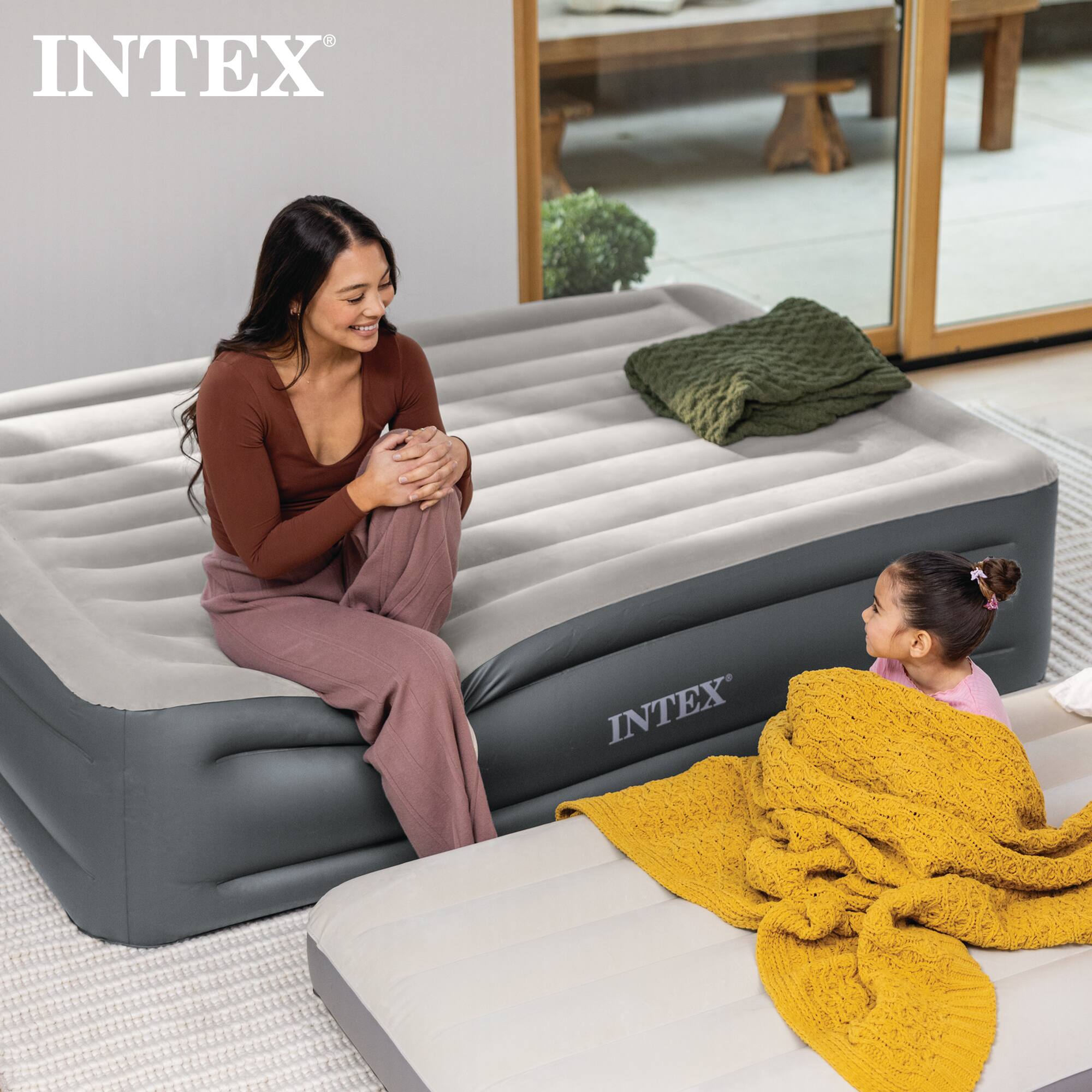 INTEX