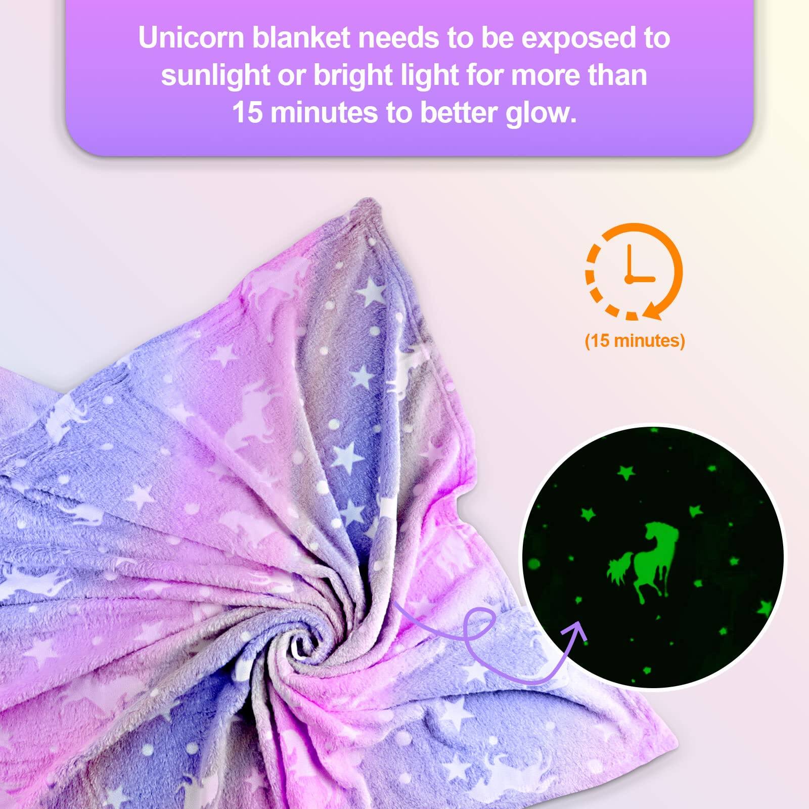 Unicorn blanket needs to be exposed to sunlight or bright light for more than 15 minutes to better glow. (15 minutes)