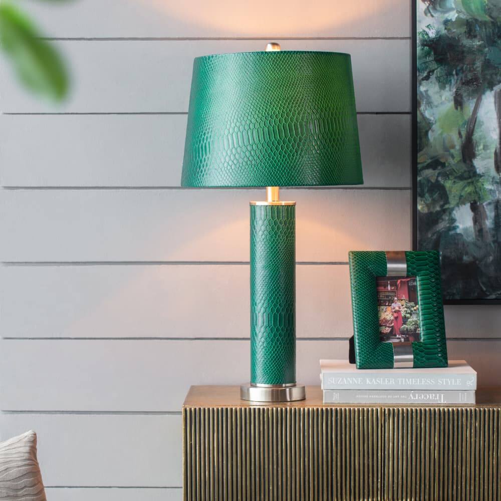 Suzanne Kasler Timeless Style  
Tracery