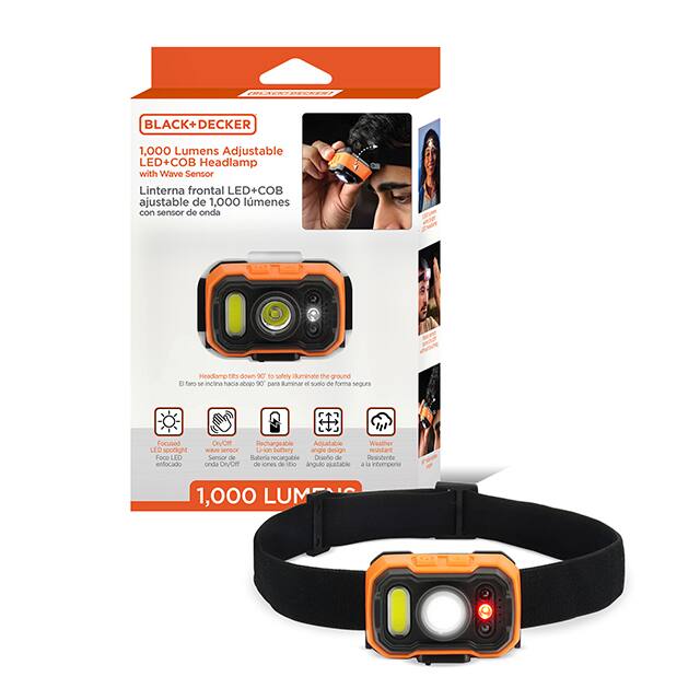 BLACK+ DECKER  
1,000 Lumens Adjustable LED+COB Headlamp with Wave Sensor  
Linterna frontal LED+COB ajustable de 1,000 lúmenes con sensor de onda  

Headlamp RS down X to softly illuminate the ground  
Faro que se inclina hacia abajo 90° para iluminar el suelo de forma suave  

Focused LED spotlight  
Luz LED enfocada  

Rechargeable Adjustable Weather Resistant  
Batería recargable Diseño resistente a la intemperie  

1,000 LUM