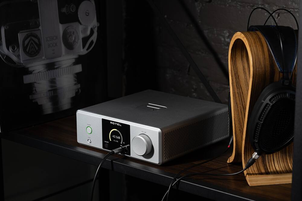 The text on the image is not coherent or organized. It does not provide any context or information about the image.