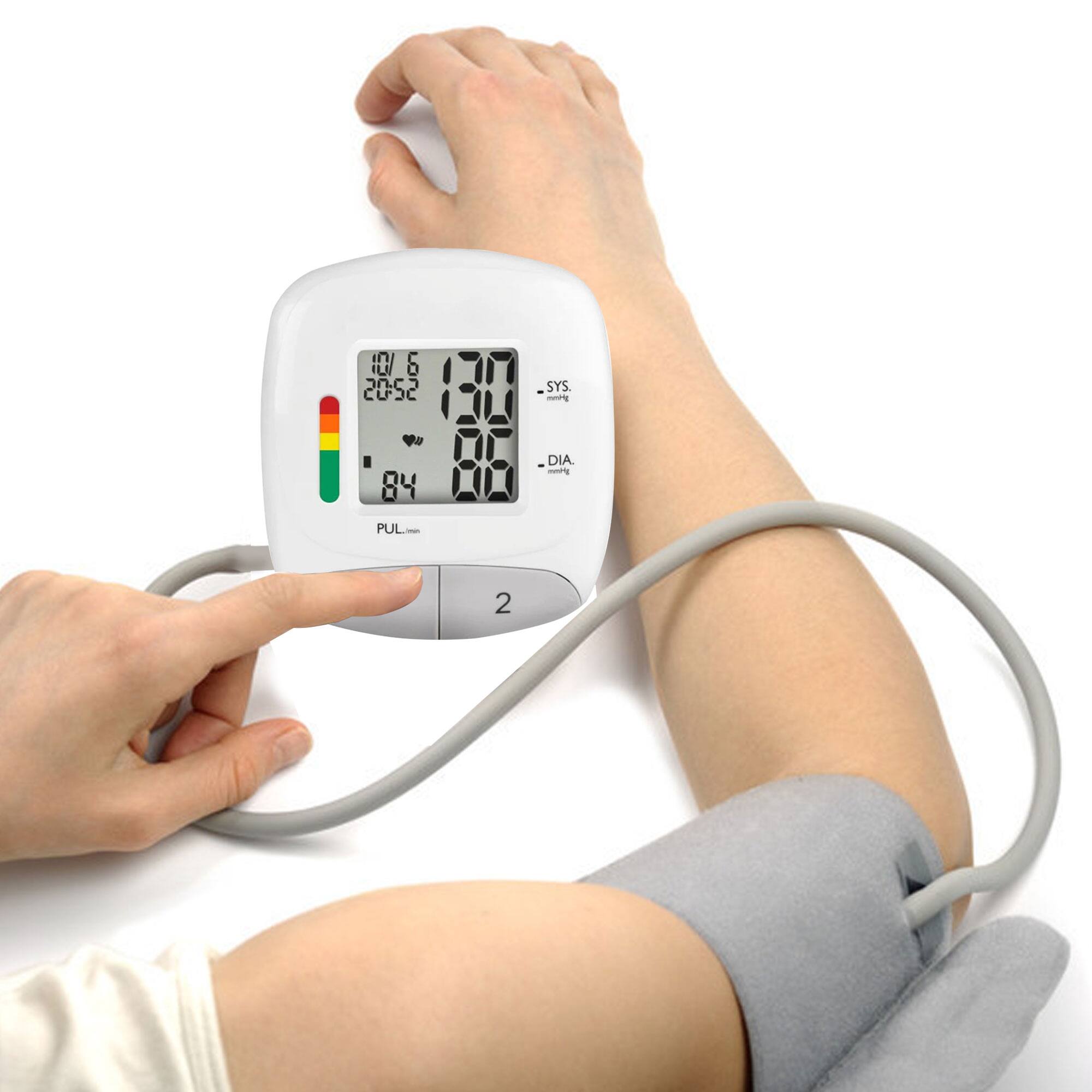 10/6 20:52  
SAS - W OU 01 - DIA. - PUL 2  
170 SYS  
84 DIA  
84 PUL