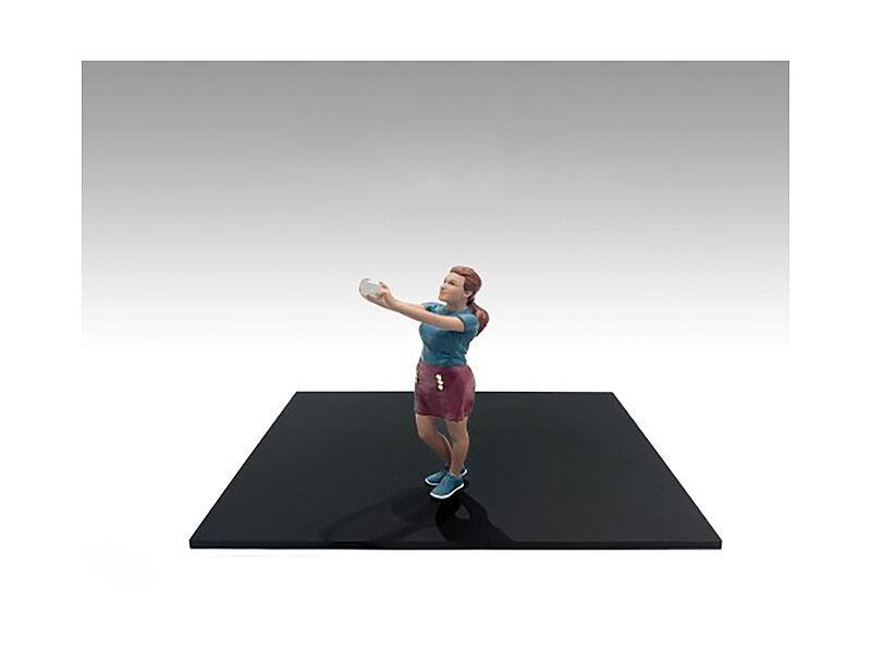 Angle. American Diorama - "Figure24 Series 1" Figure 702 for 1/24 Scale Models by American Diorama - Multi.