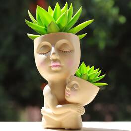 Oumilen - Resin Mother Child Hugging Face Planter 7.09", 2-in-1 Succulent Pot with Drainage for Indoor Outdoor Tabletop Decor