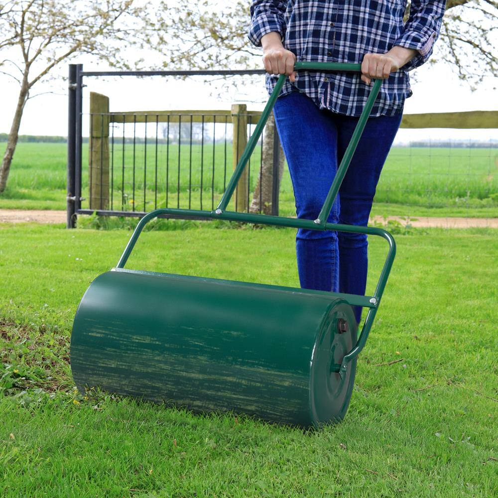 Angle. Winado - Lawn Roller, 13 Gallons Water and Sand Filled Garden Drum Roller with U Shaped Handle Tow beind Sod Roller.