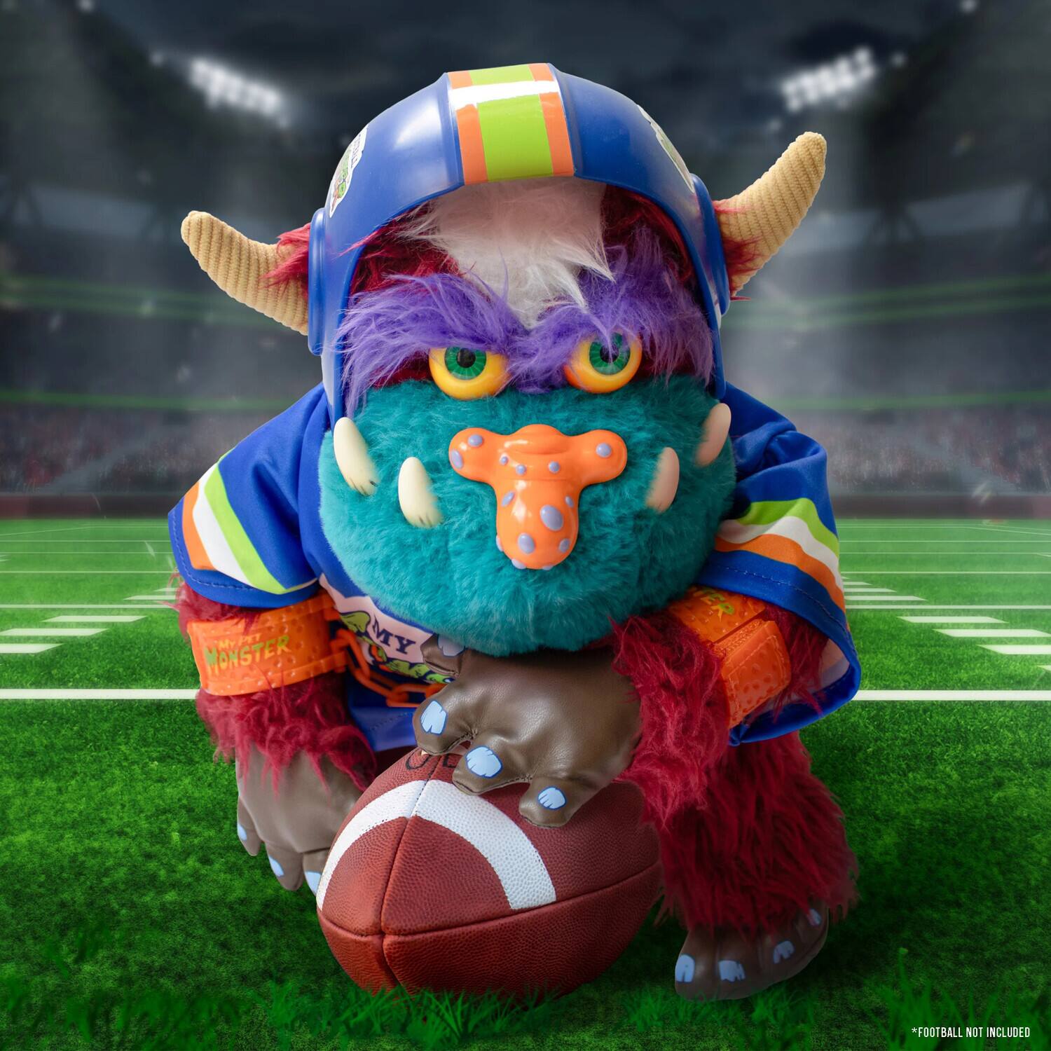 MONSTER MYPET MY  
*FOOTBALL NOT INCLUDED