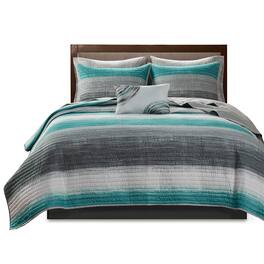 Gracie Mills - Ianne Modern 8-Piece Watercolor Stripe Quilt Set with Cotton Bed Sheets - Aqua