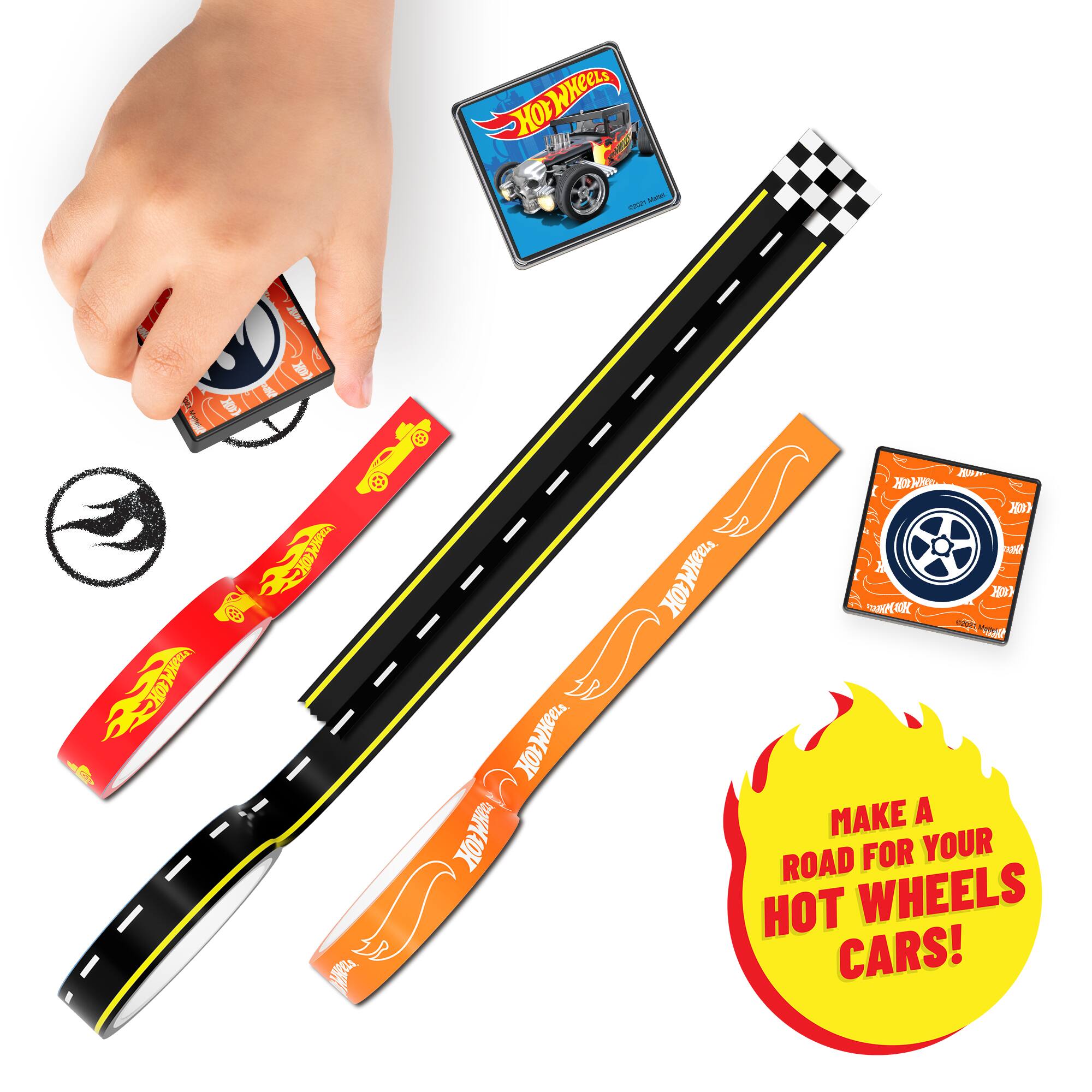 HOT WHEELS  
MAKE A ROAD FOR YOUR HOT WHEELS CARS!