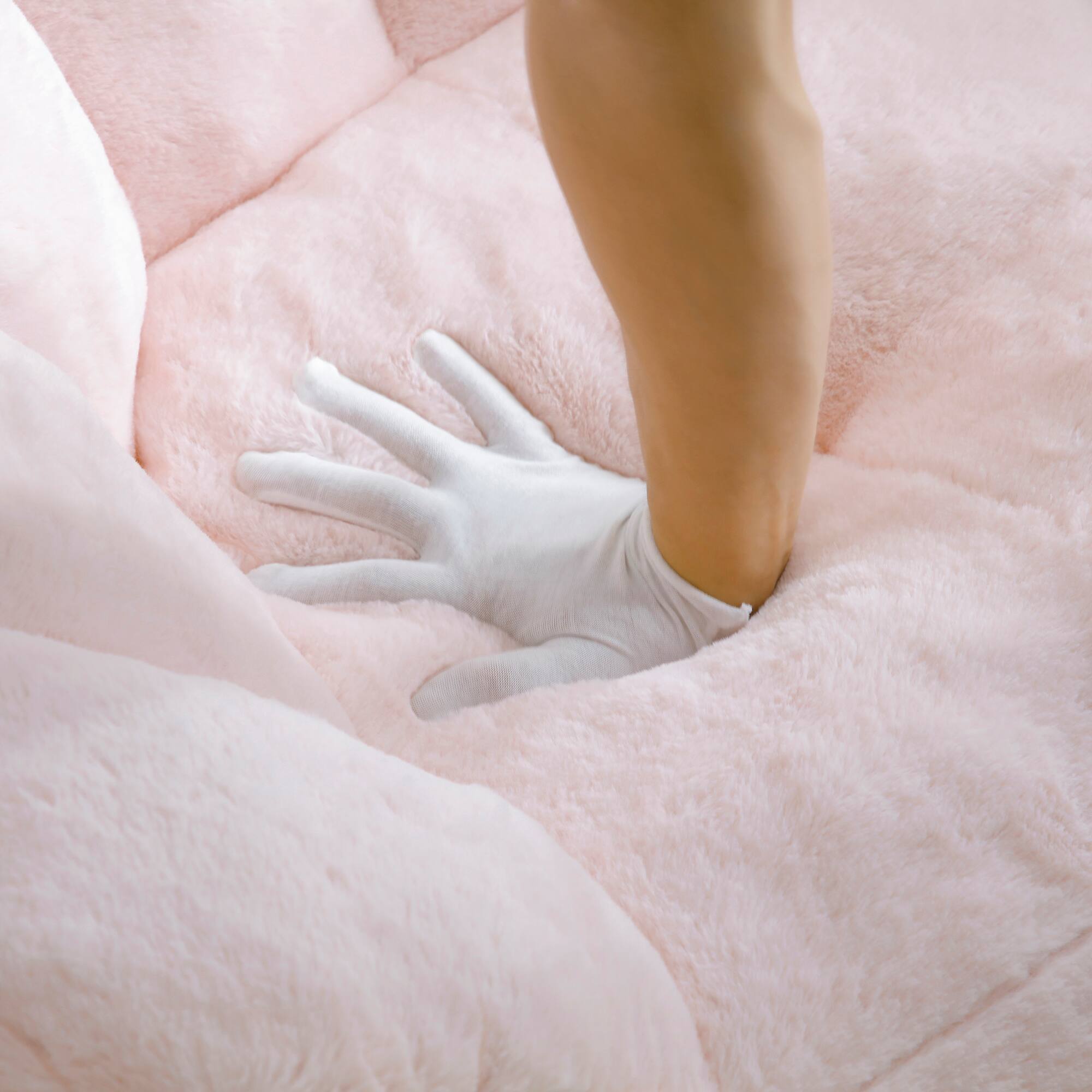 Alt View 4. GOODSILO - Oversized Shell-Shaped Faux Fur Bean Bag Chair with Matching Footstool for Living Room and Bedroom Lounging - Pink.