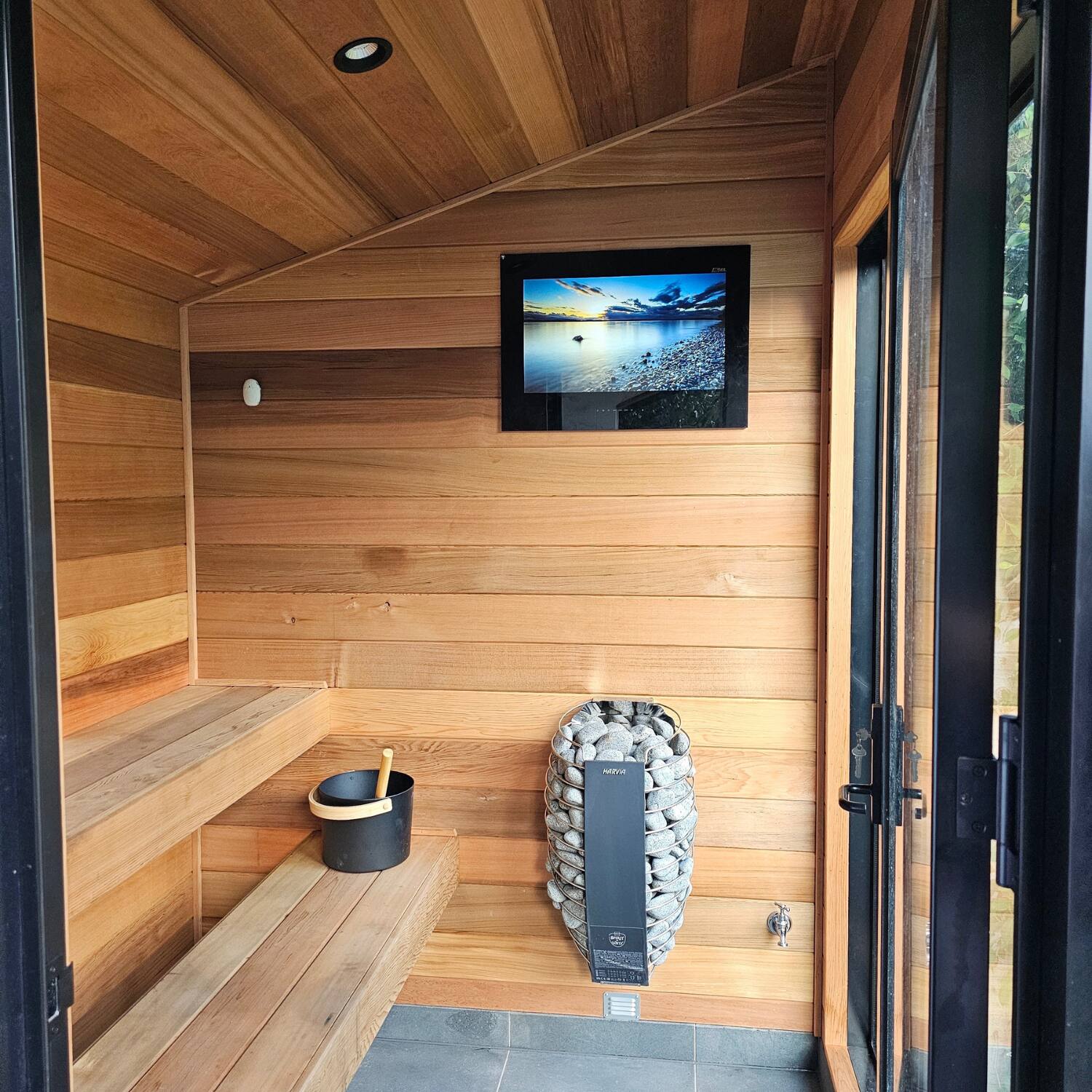 Back. ParallelAV - 24" Heat-Resistant WaterProof Sauna TV - Black.