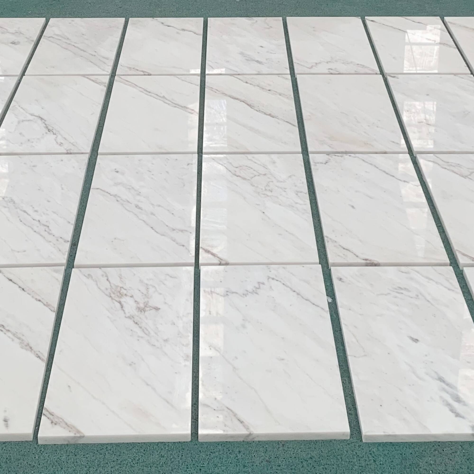 Alt View 4. GOODSILO - Premium Polished White Marble Tiles for Elegant Wall and Floor Interior Design - White+Natural.