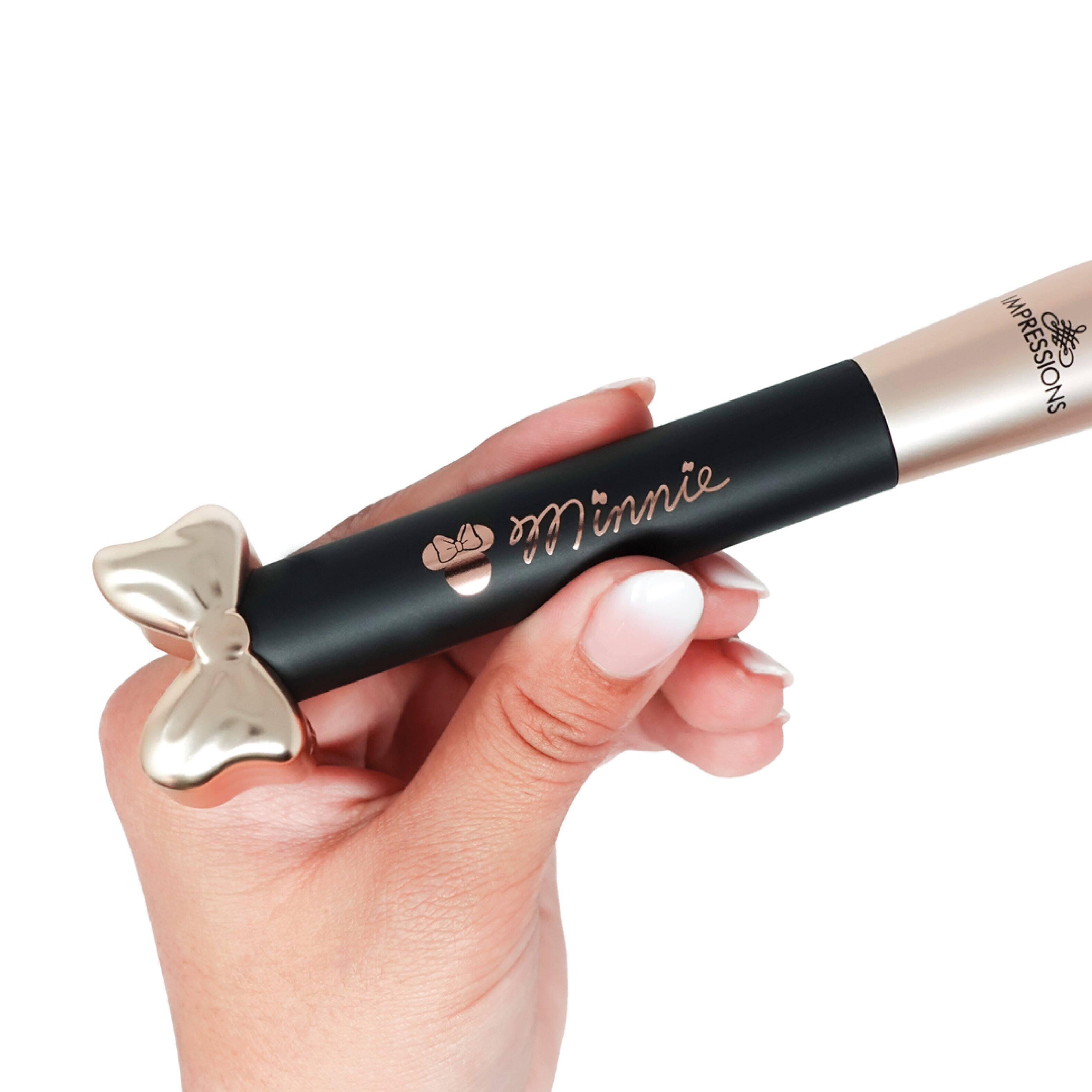 Minnie  
IMPRESSIONS