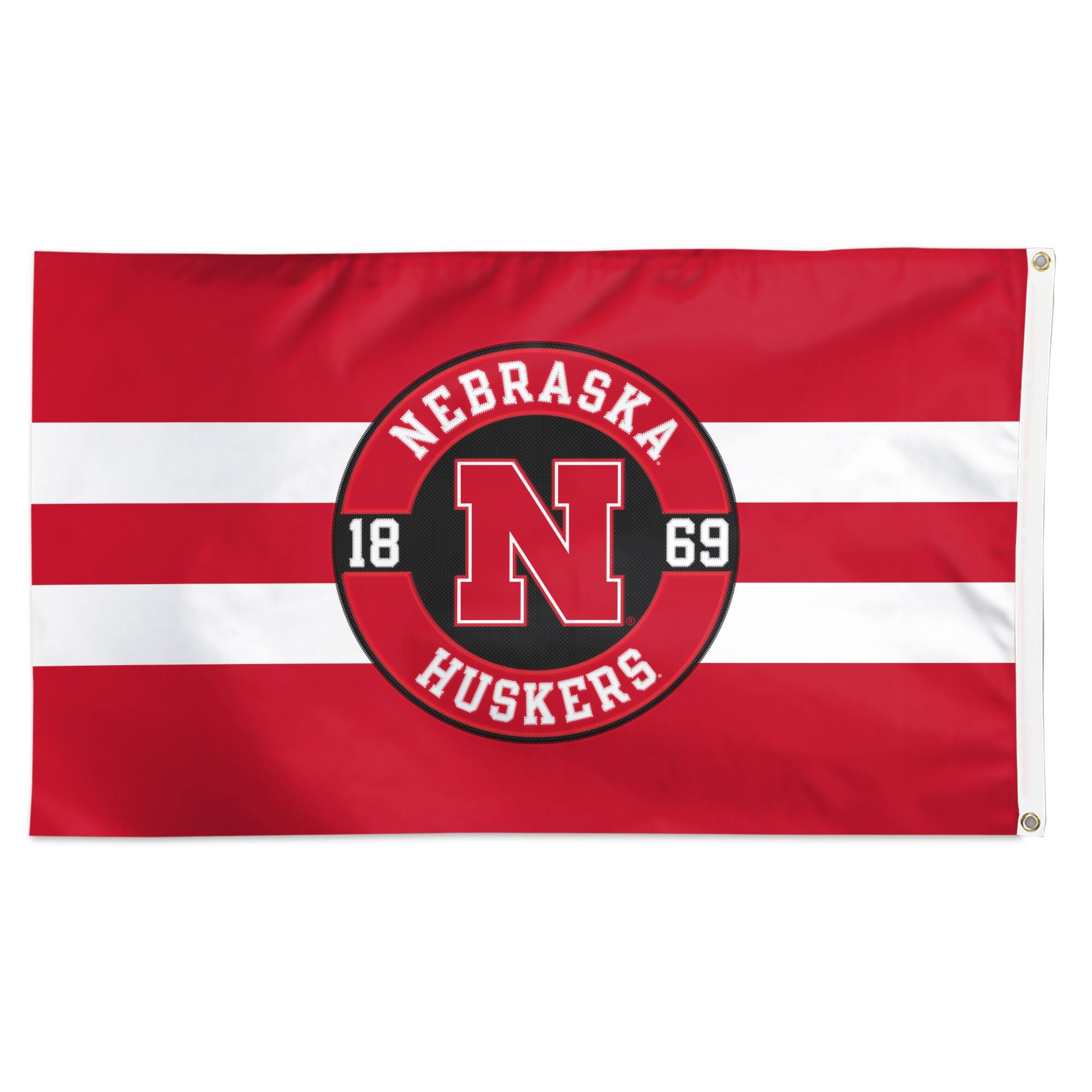 NEBRASKA  
18 N 69  
HUSKERS