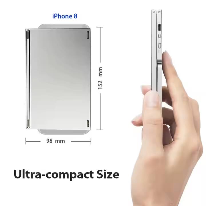 iPhone 8  
152 mm  
98 mm  
Ultra-compact Size