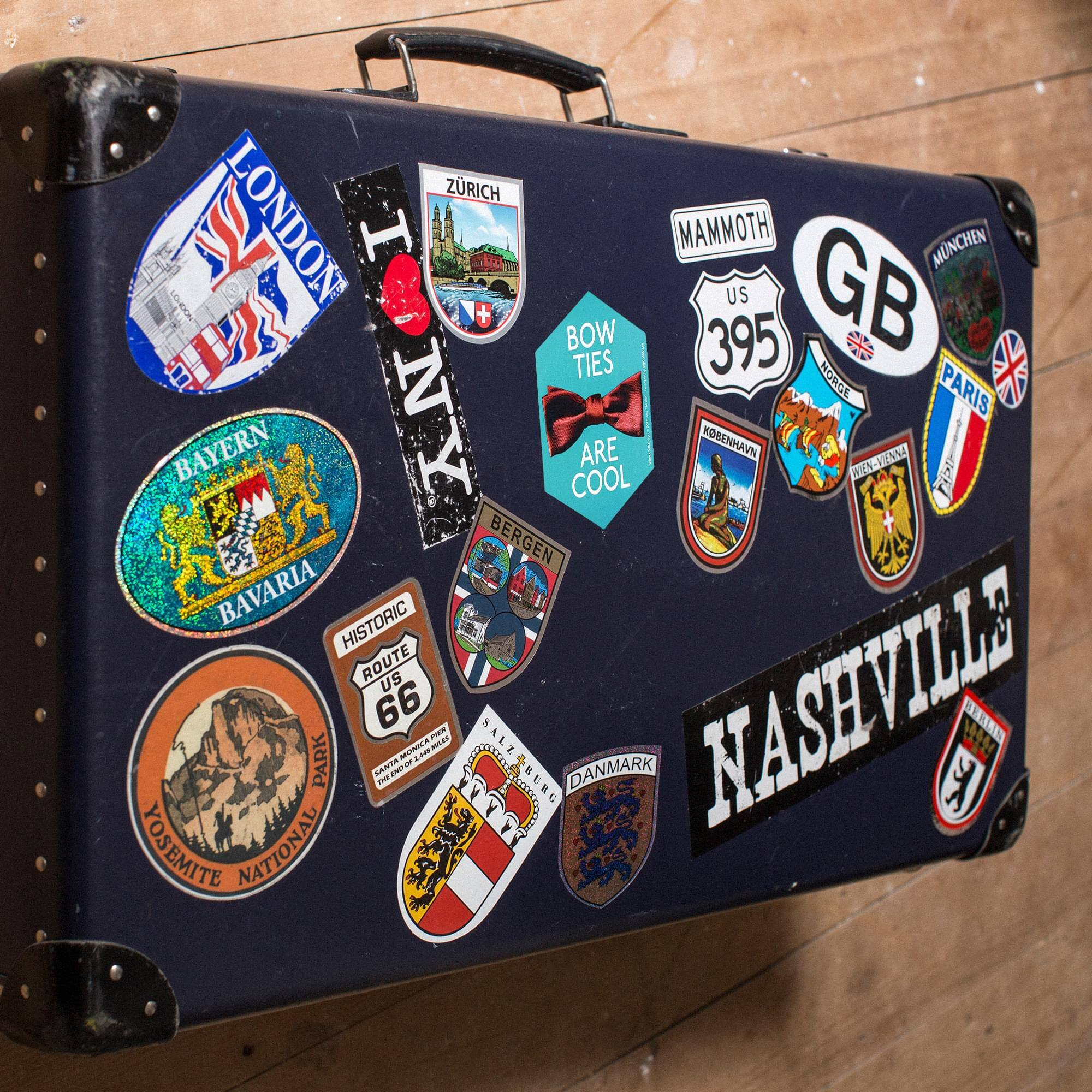 Zurich  
London  
I Am  
Mammoth  
US  
GB  
München  
Bow Ties Are Cool  
Paris  
Bayern  
Nashville  
Bavaria  
Historic Route US 66  
Salzburg  
Danmark  
København  
Wien-Vienna  
Berger  
Yosemite National Park