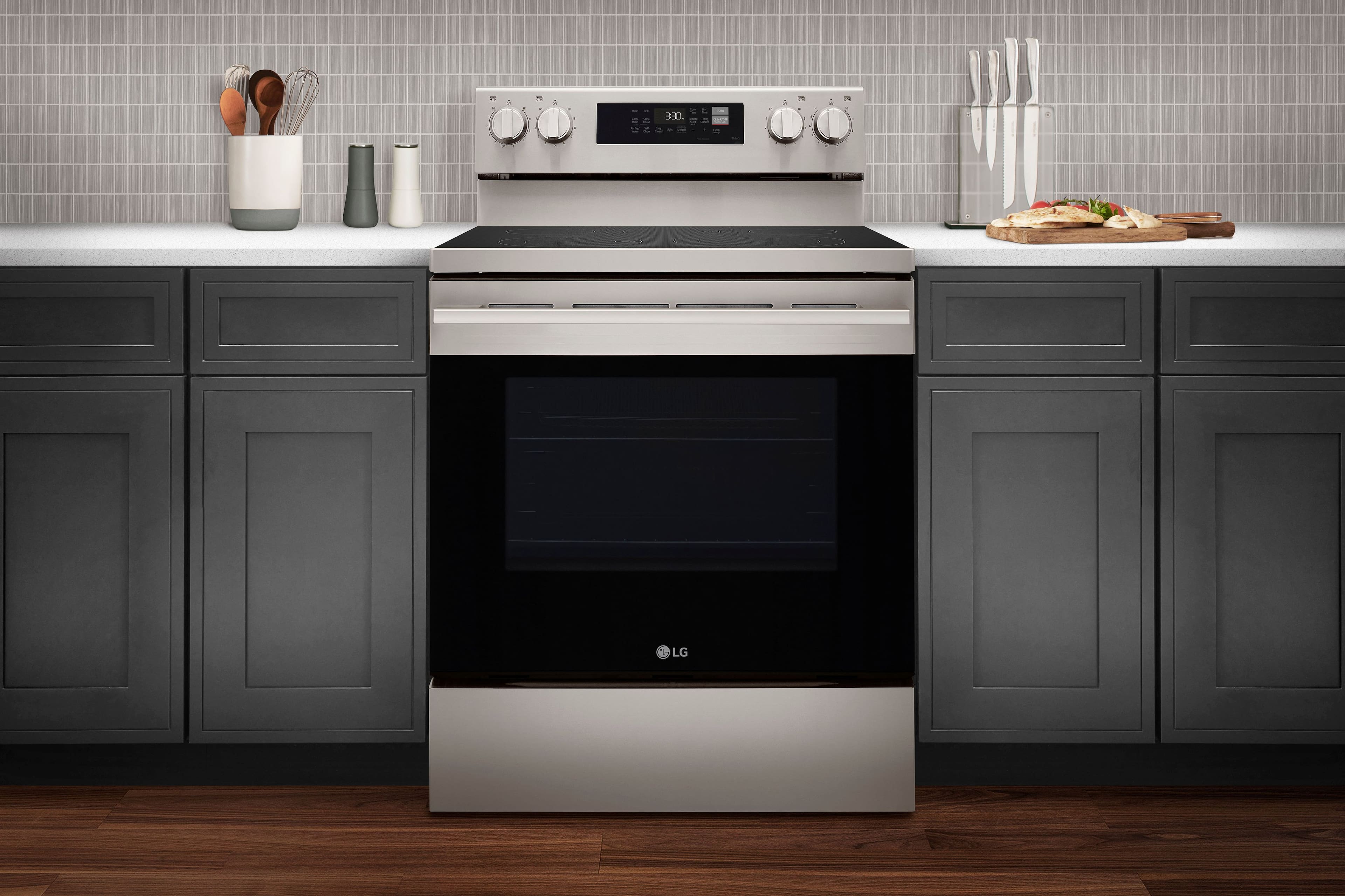 Alt View 21. LG - 6.3 Cu. Ft. Freestanding Electric True Convection Smart Range with Air Fry and UltraHeat Element - PrintProof Stainless Steel.
