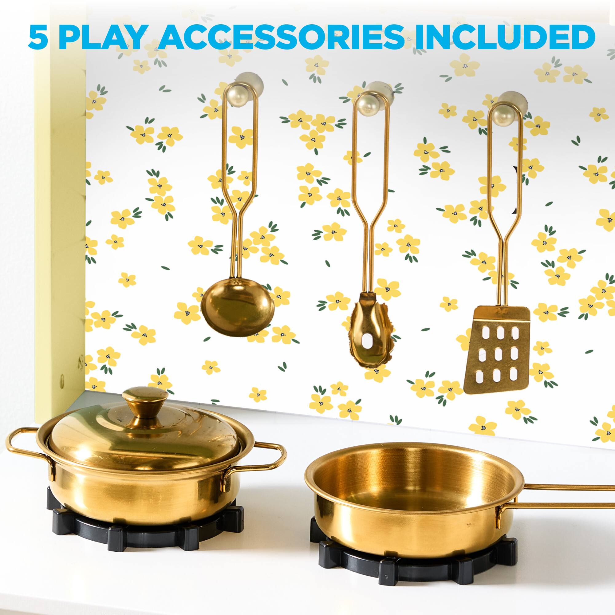 5 PLAY ACCESSORIES INCLUDED