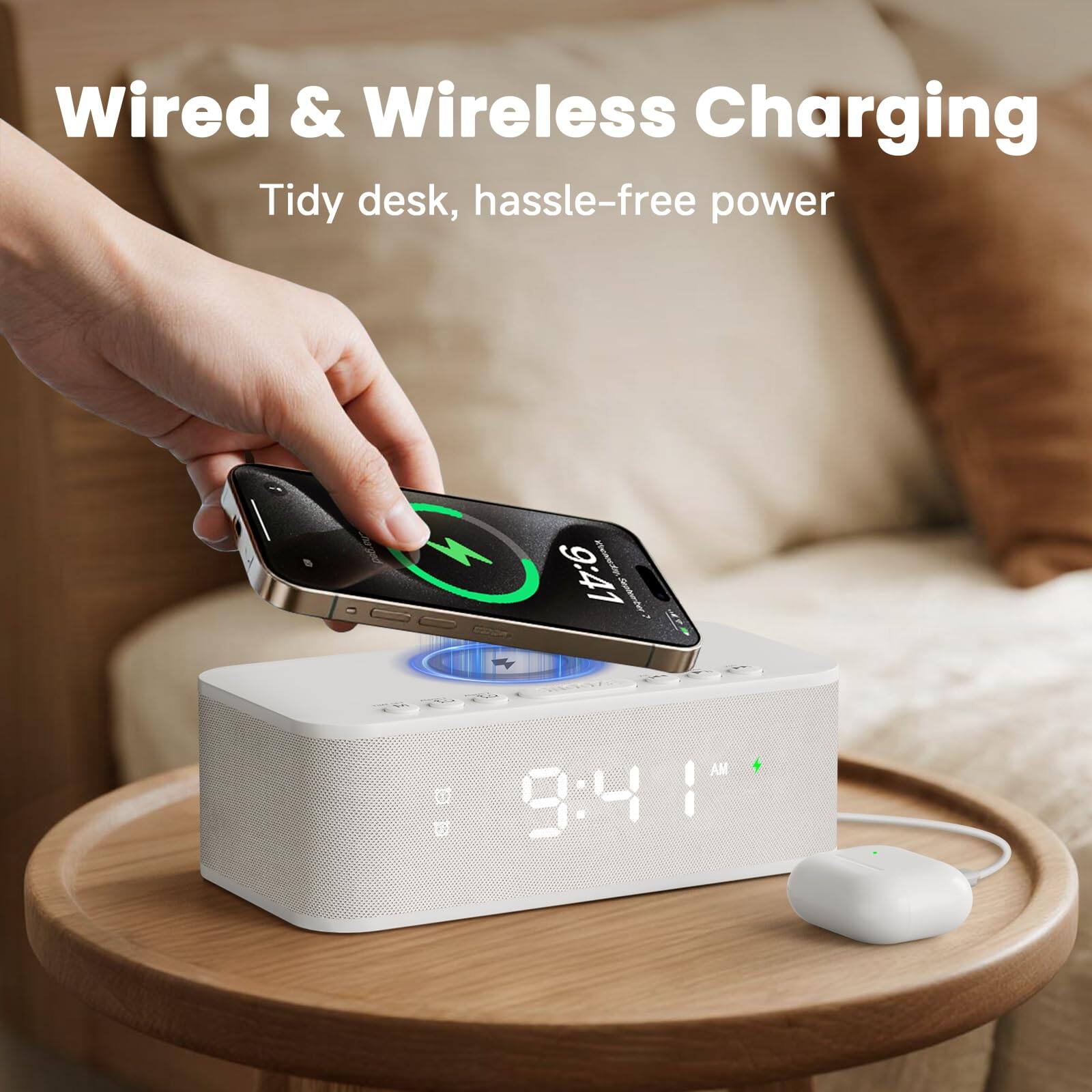 Wired & Wireless Charging  
Tidy desk, hassle-free power