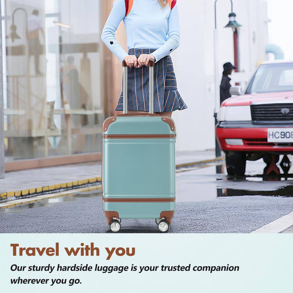 Travel with you  
Our sturdy hardside luggage is your trusted companion wherever you go.