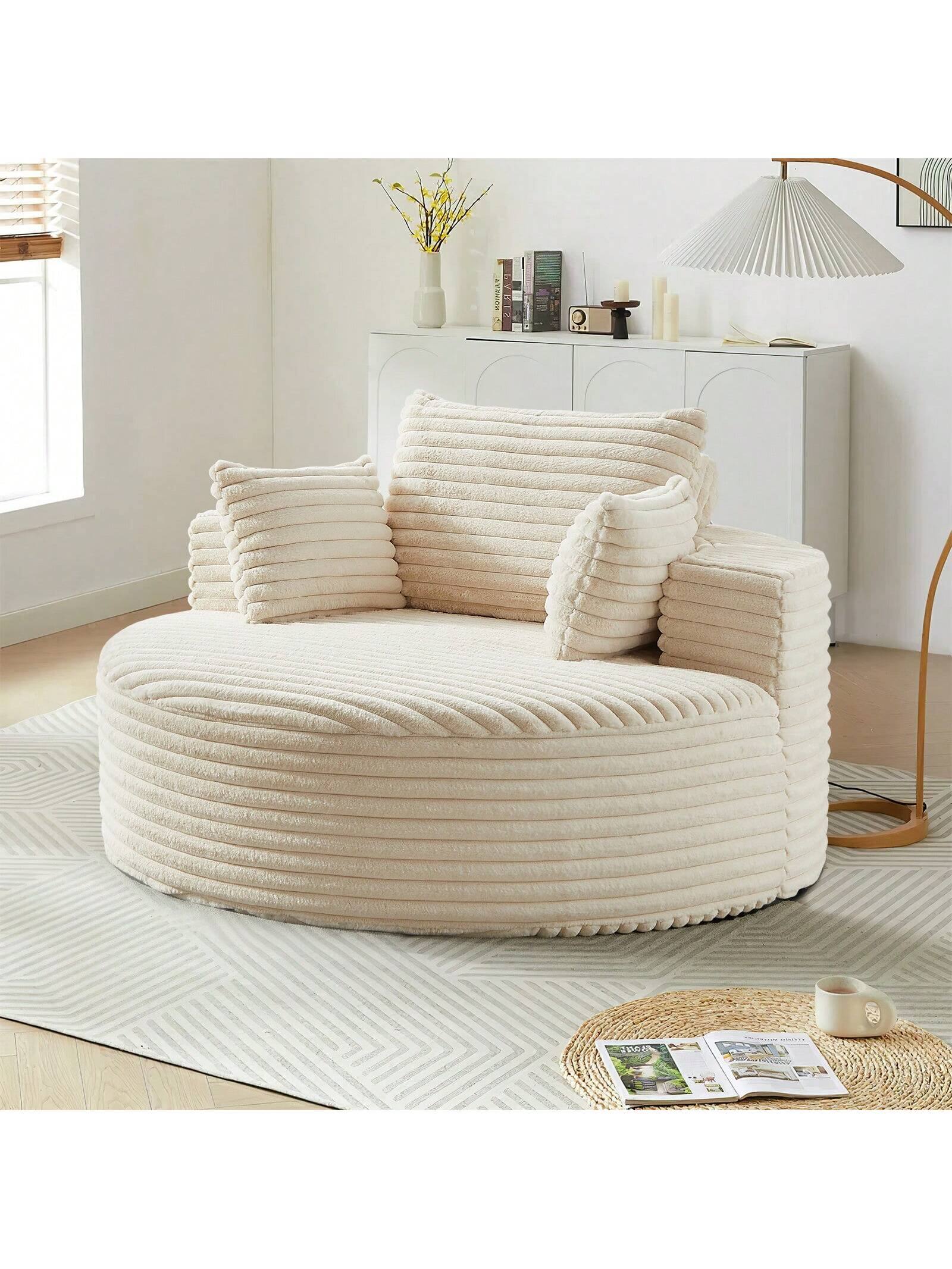 The text in the image appears to be a mix of letters and numbers. Here is the corrected and grouped text:

- "MUE VRT2 GX"

This seems to be a model or product code.