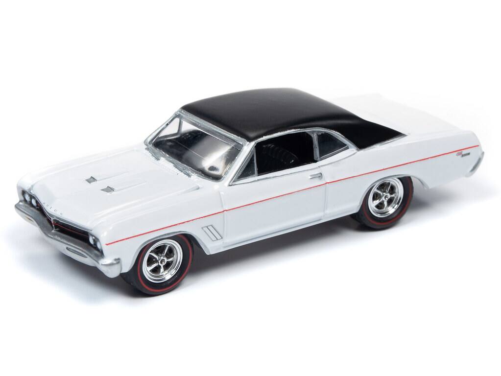Angle. Johnny Lightning - 1967 Buick GS 400 White with "Buick" City Billboard "Johnny Lightning 50th Anniversary" 1/64 - White.