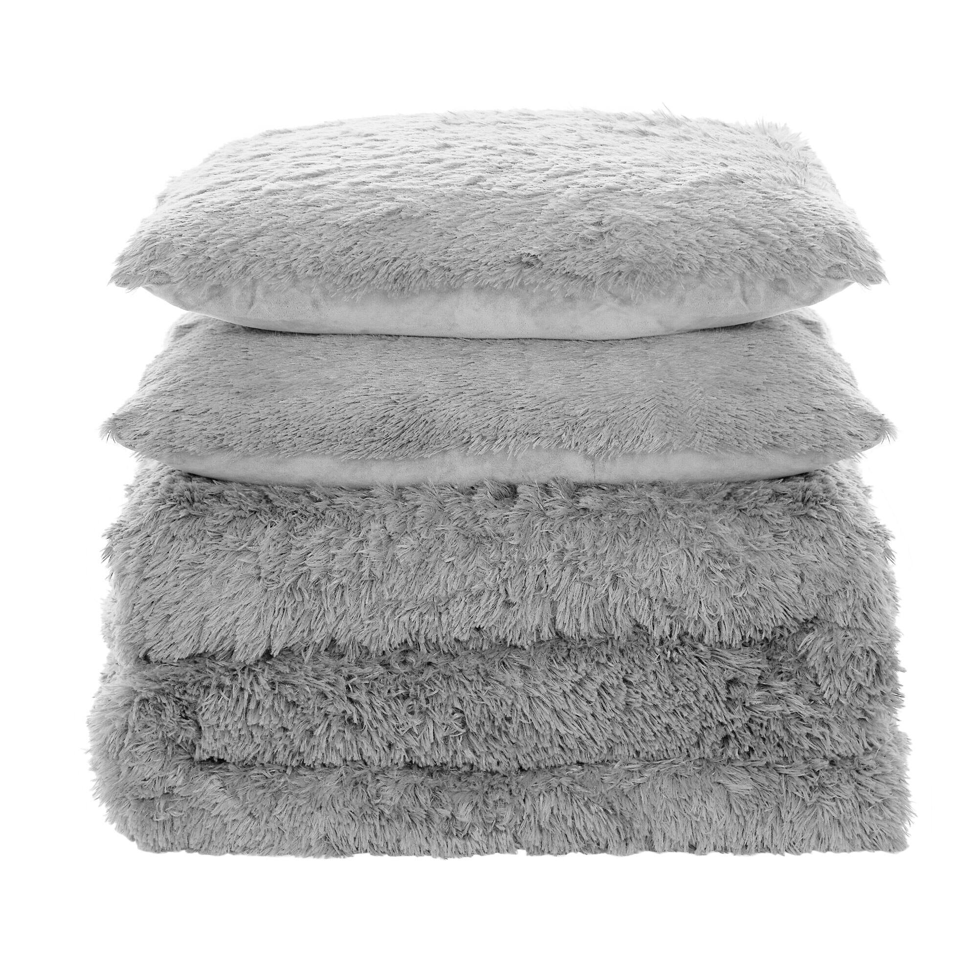 Angle. Sweet Home Collection - 3 Piece Plush Shaggy Comforter  and Pillow Sham, Ultra Soft Faux Fur Decorative Bedding - Queen - Silver.