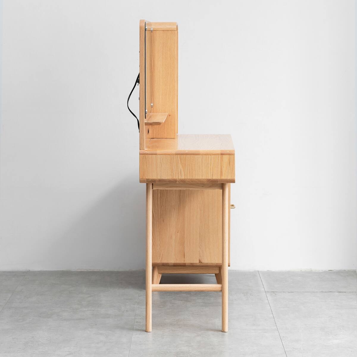 Angle. Loheer - Loheer Solid Oak Makeup Vanity Adjustable Width Table with Mirror - Oak.