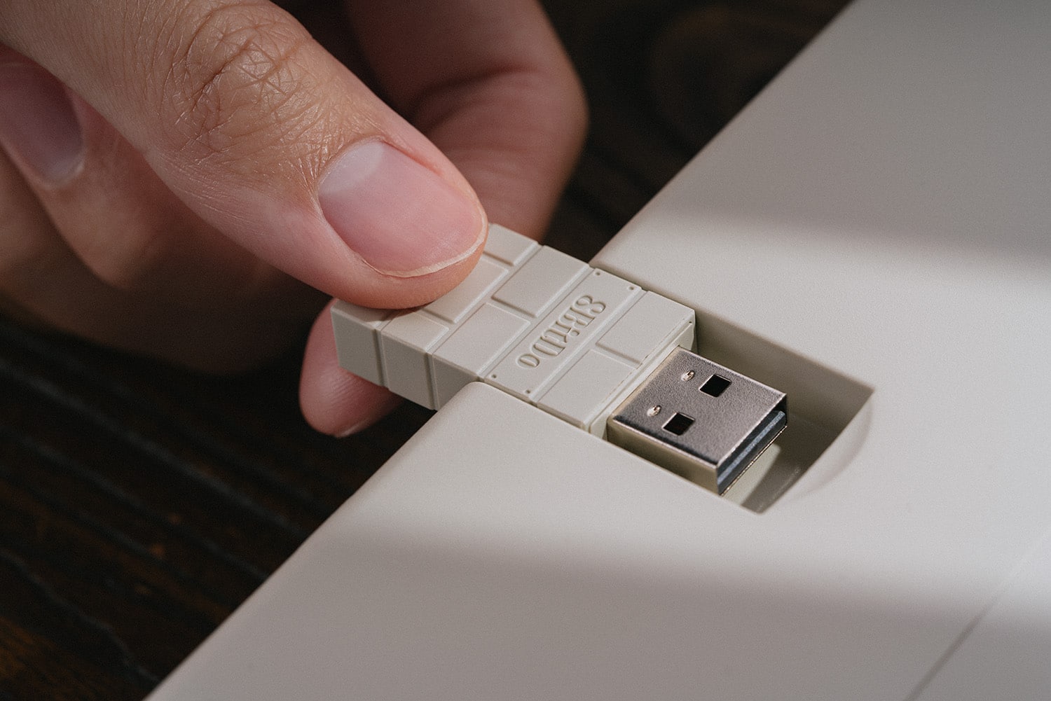 Alt View 24. 8BitDo - Retro Mechanical Keyboard - M Edition.