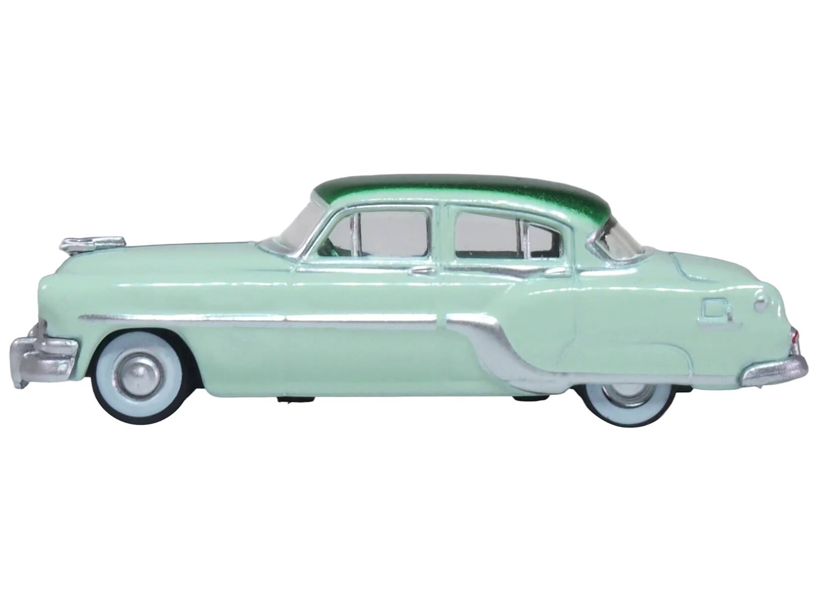 Angle. Oxford Diecast - 1954 Pontiac Chieftain 4 Door Shannon Green with Brookmere Green Top 1/87 (HO) Scale Diecast Model Car by Oxford Diecast - Green with Brookmere Green.