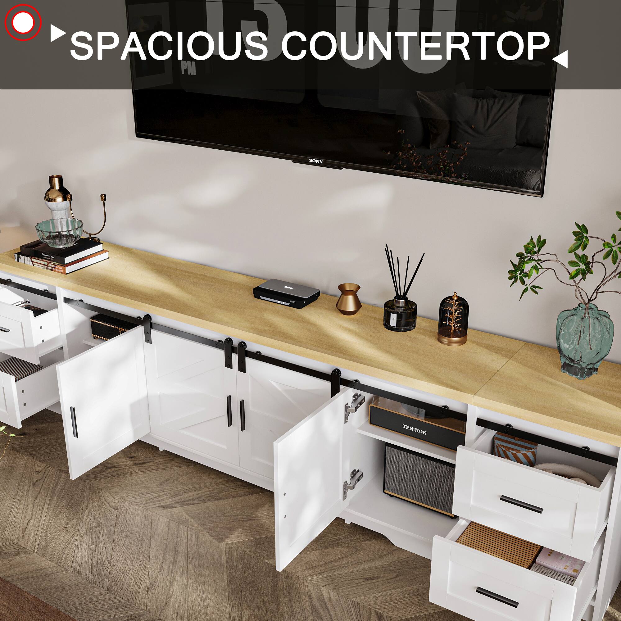 SPACIOUS COUNTERTOP
