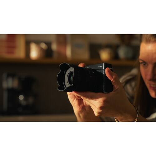 Left. Sigma - Sigma 15mm f/1.4 DC Contemporary Lens for X-Mount | 406975 | 15mm Lens for X - Black.